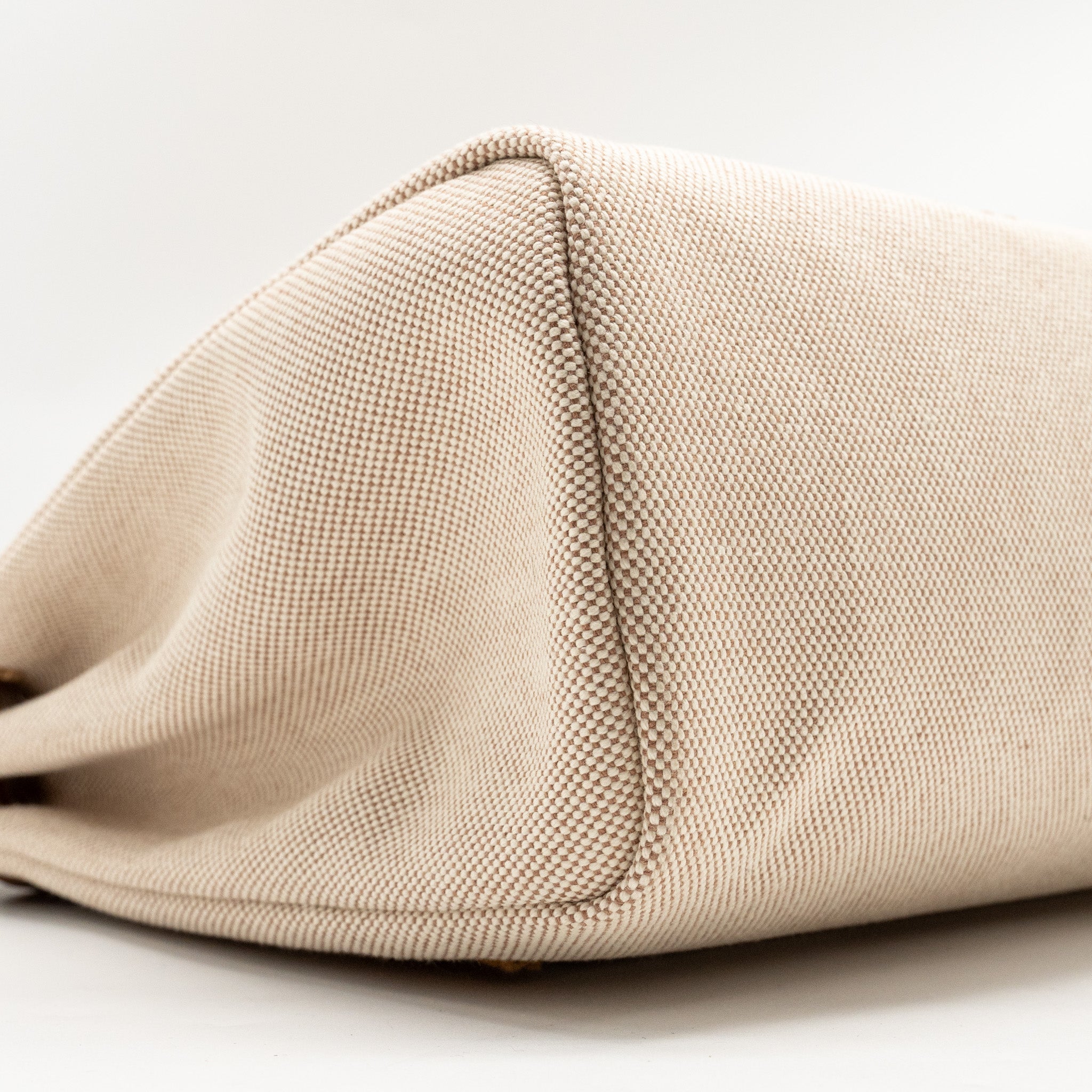 HERMES HERBAG ZIP 31 TOILE H EN RELIEF BRIDES GALA NAT SABLE/ECRU BEIGE SHW