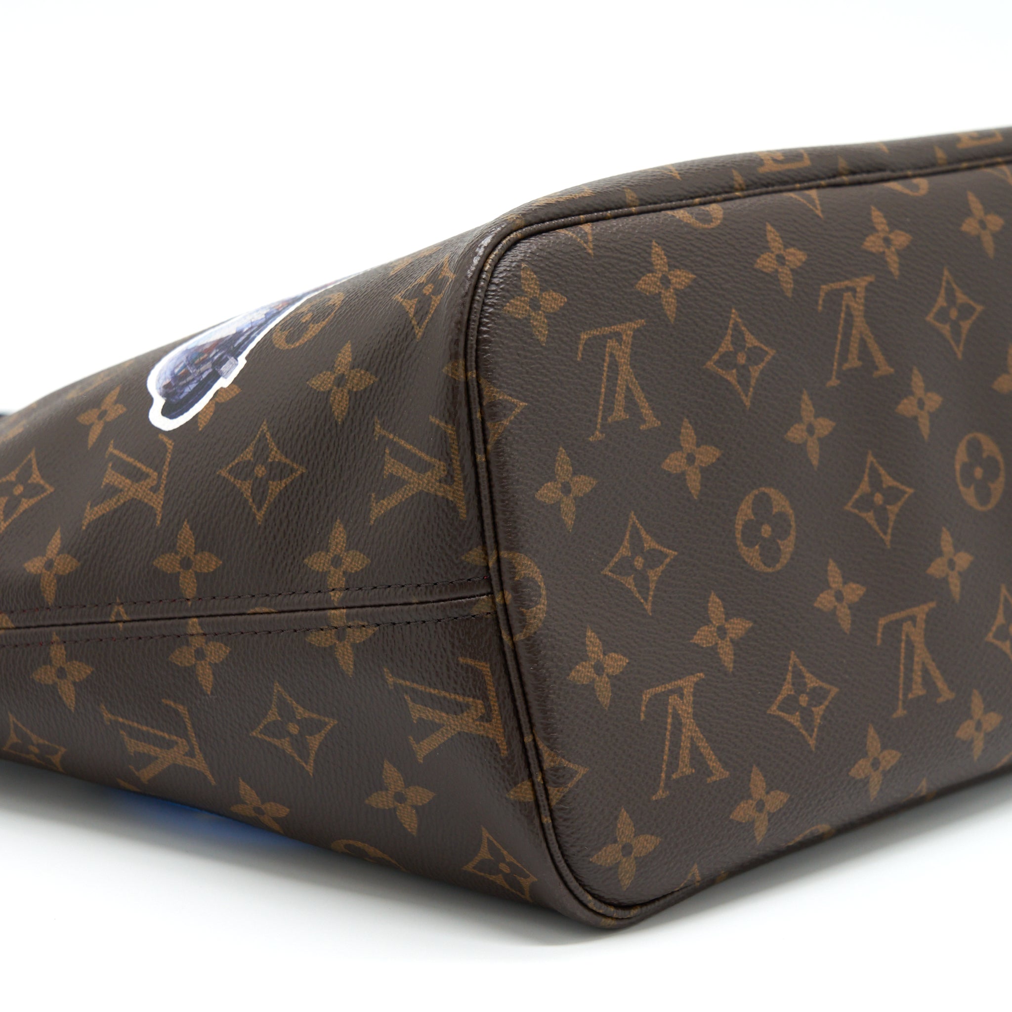 LOUIS VUITTON NEVERFULL MM WORLD TOUR MONOGRAM CANVAS LIMITED EDITION