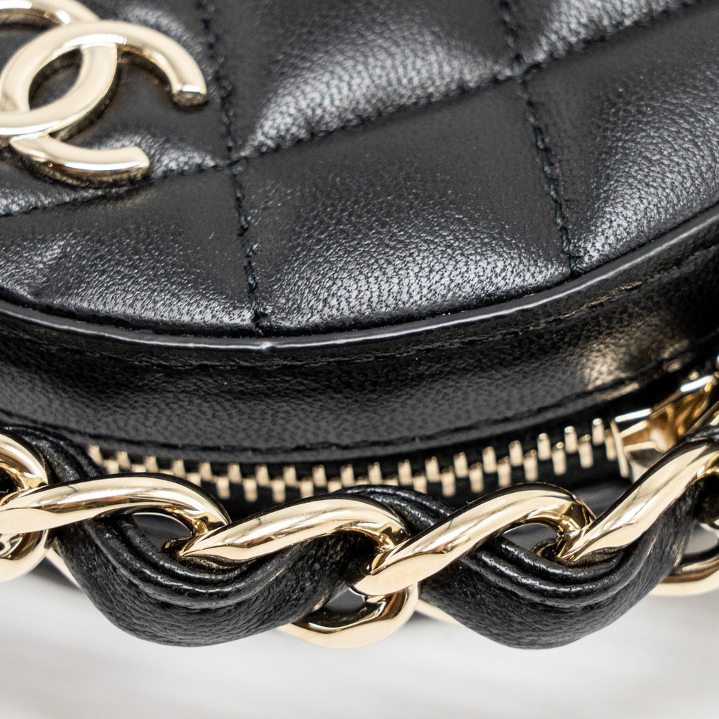 CHANEL 22C ROUND CLUTCH WITH CHAIN LAMBSKIN BLACK LGHW