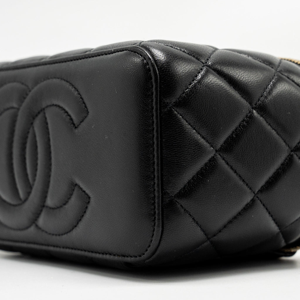 CHANEL PEARL CRUSH LONG VANITY CASE LAMBSKIN BLACK GHW (MICROCHIP)