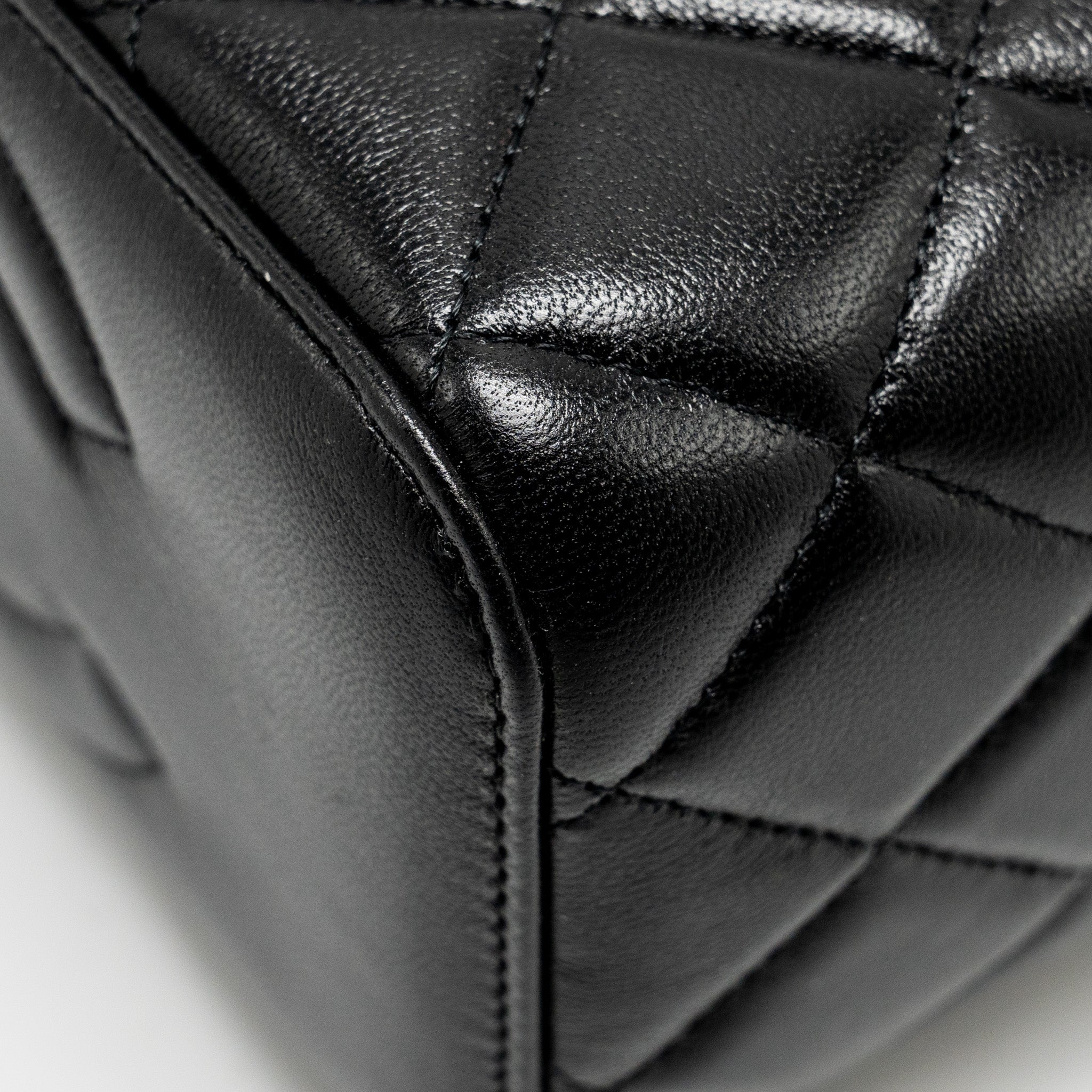 CHANEL PEARL CRUSH LONG VANITY CASE LAMBSKIN BLACK GHW (MICROCHIP)