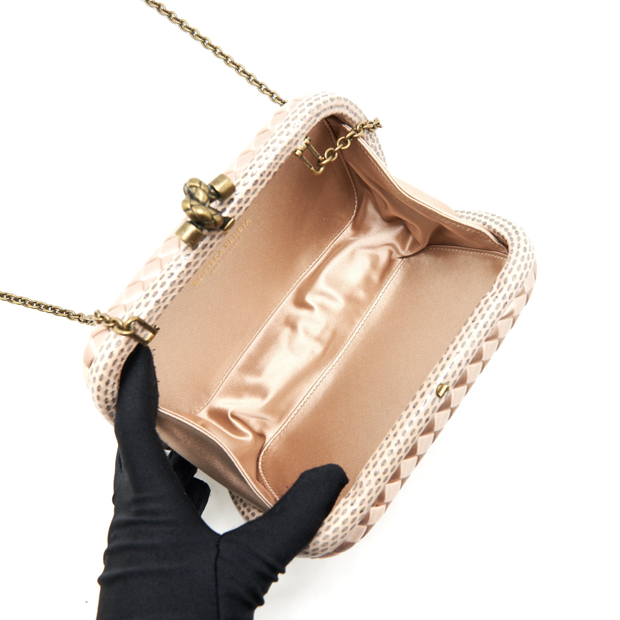 BOTTEGA VENETA STRETCH KNOT CLUTCH BEIGE/ LIGHT BROWN