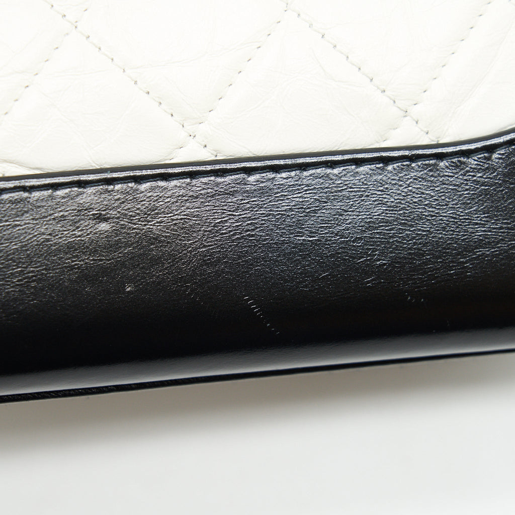 CHANEL SMALL GABRIELLE HOBO BAG WHITE/BLACK