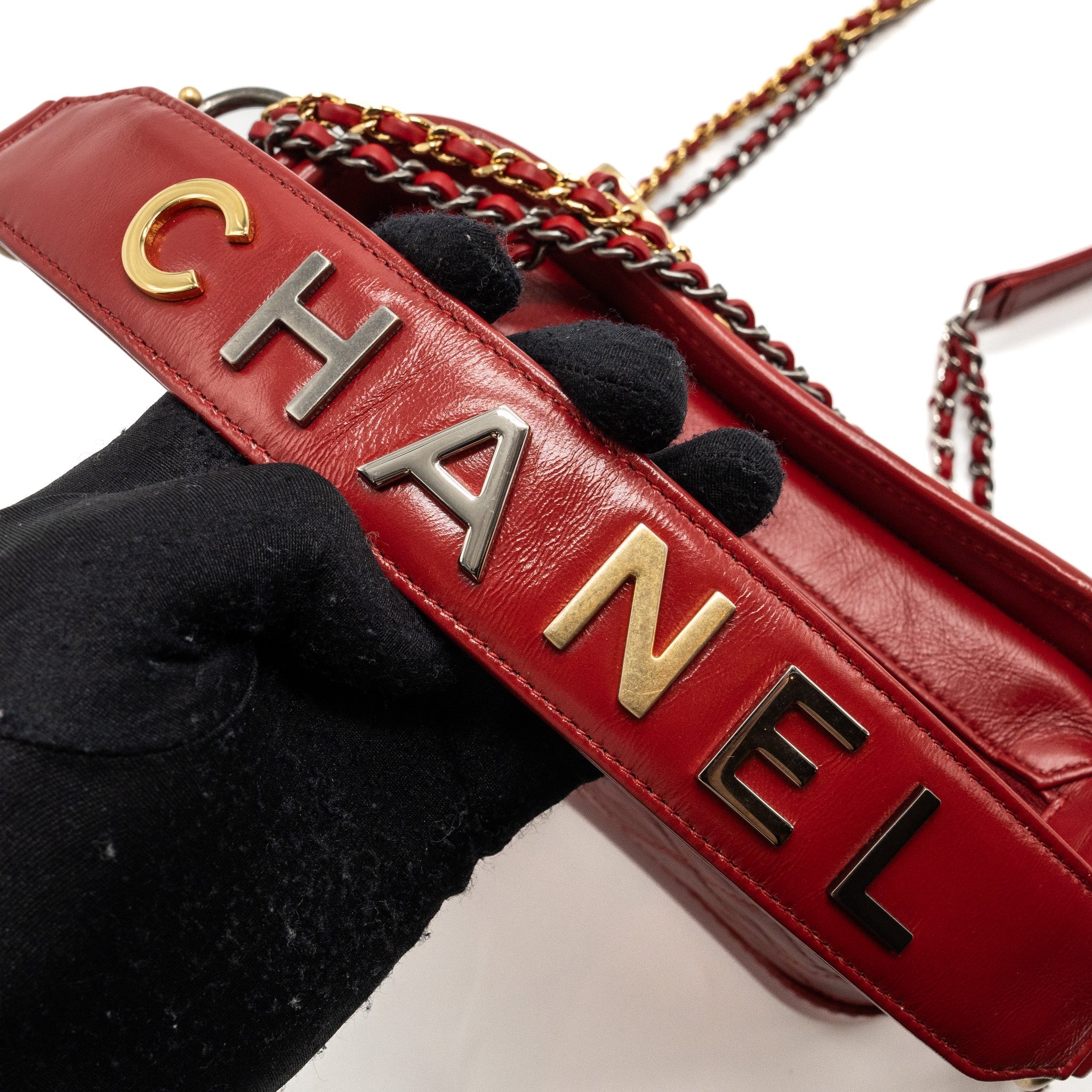 CHANEL SMALL GABRIELLE HOBO BAG WITH HANDLE CALFSKIN RED MULTICOLOUR HARDWARE