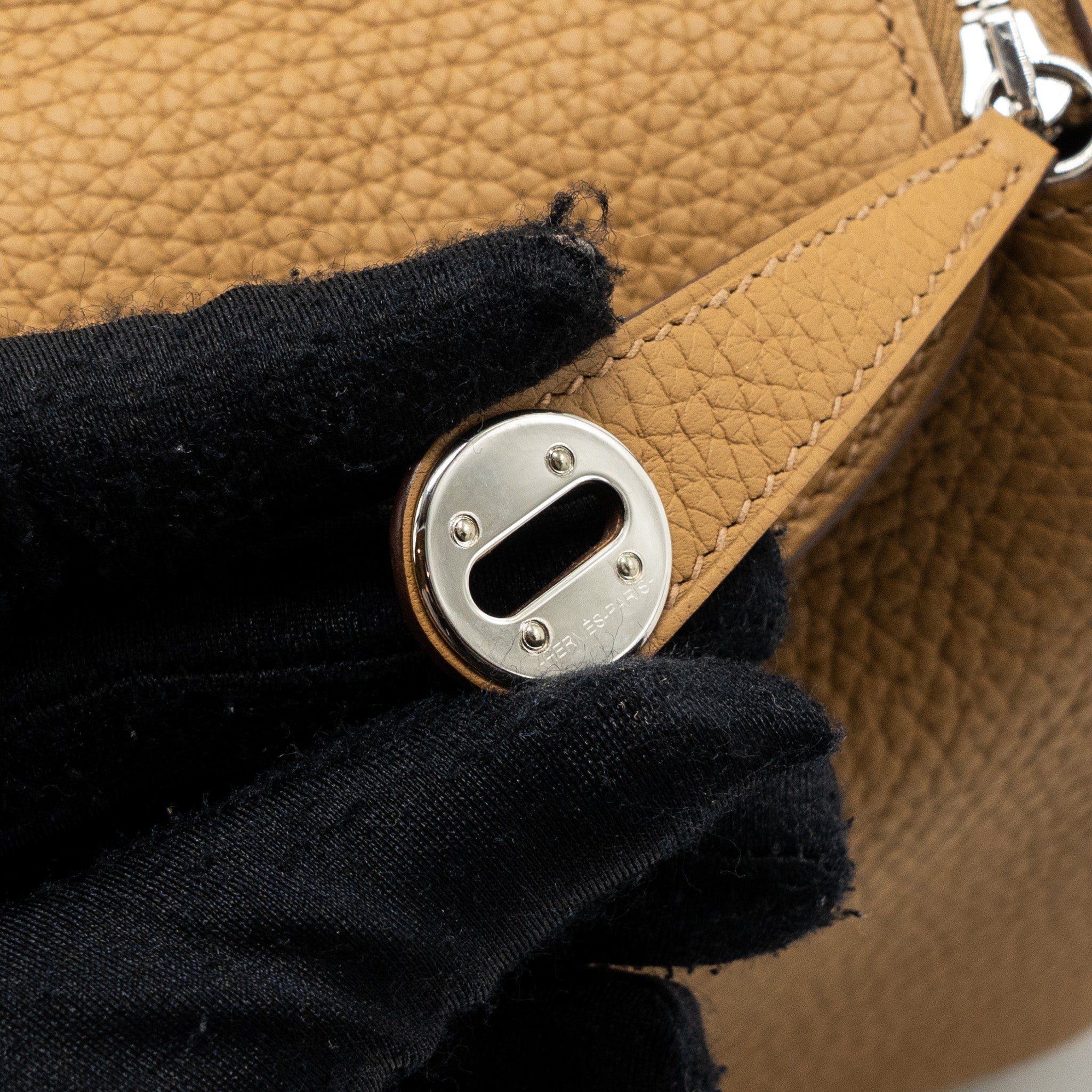HERMES MINI LINDY CLEMENCE 4B BISCUIT SHW