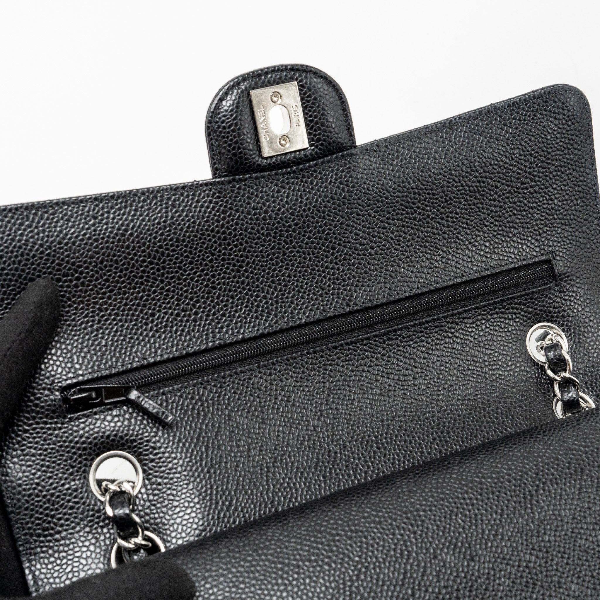 CHANEL MEDIUM CLASSIC DOUBLE FLAP BAG CAVIAR BLACK SHW (MICROCHIP)
