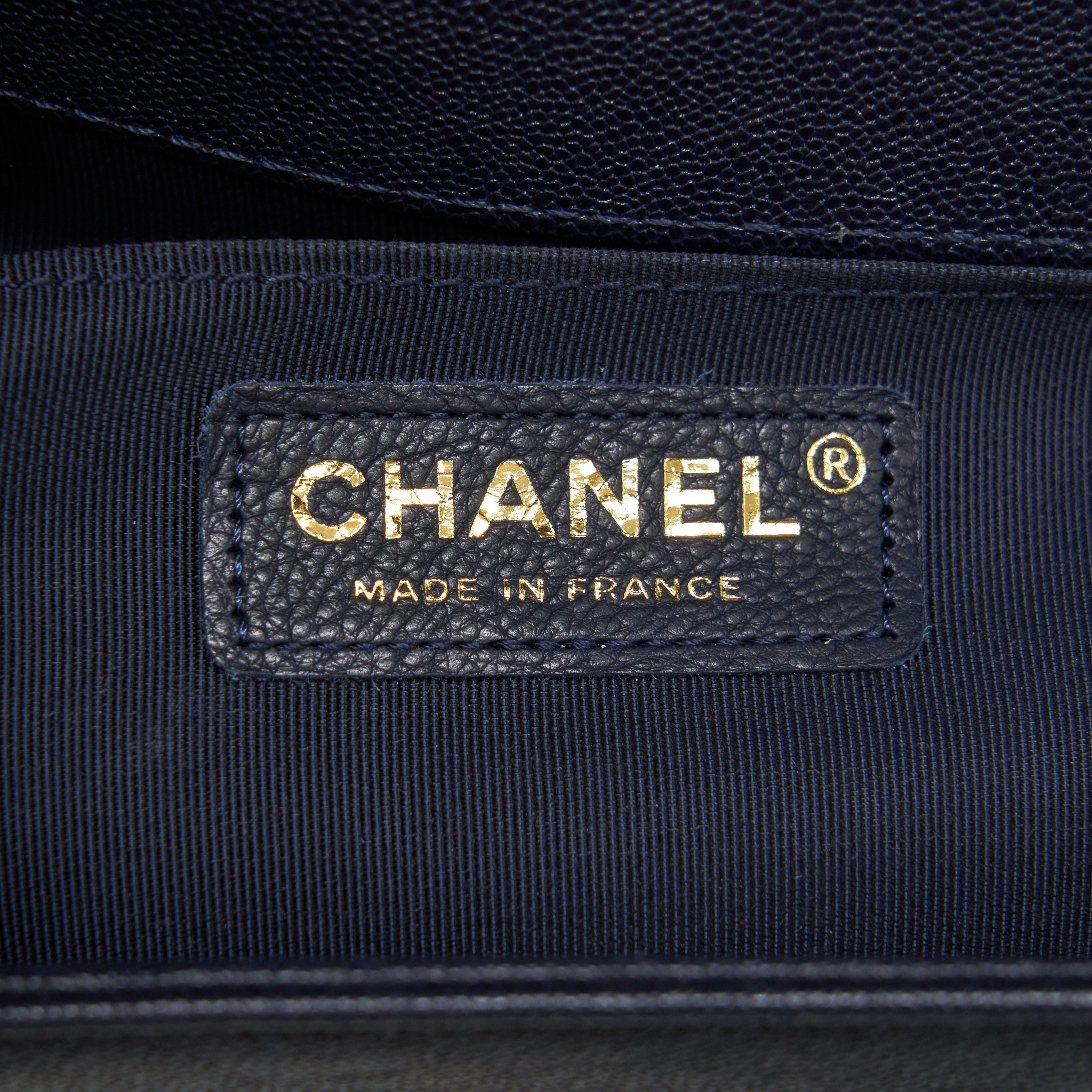 CHANEL MEDIUM BOY GRAINED NAVY CALFSKIN BRUSHED GHW