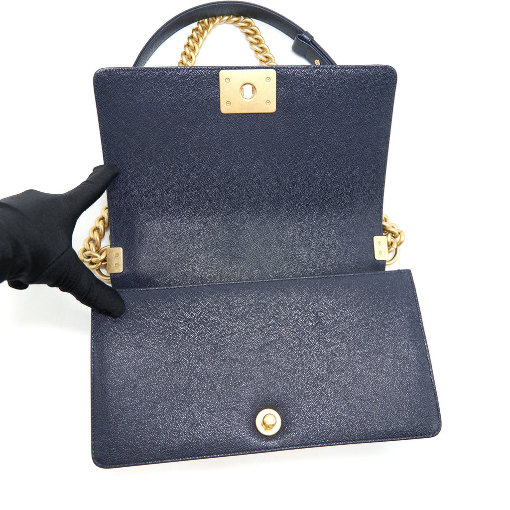 CHANEL MEDIUM BOY GRAINED NAVY CALFSKIN BRUSHED GHW