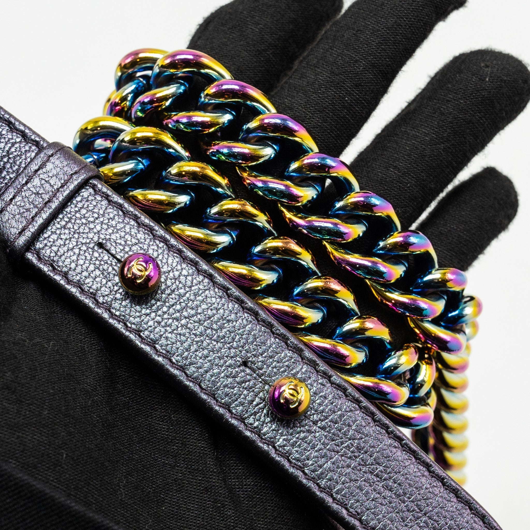 CHANEL MEDIUM BOY BAG GOATSKIN IRIDESCENT PURPLE MULTICOLOUR HARDWARE