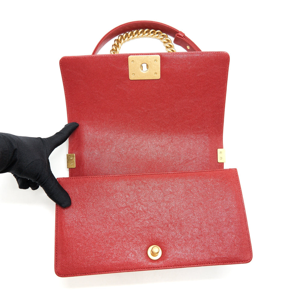 CHANEL MEDIUM BOY GRAINED RED CALFSKIN BRUSHED GHW