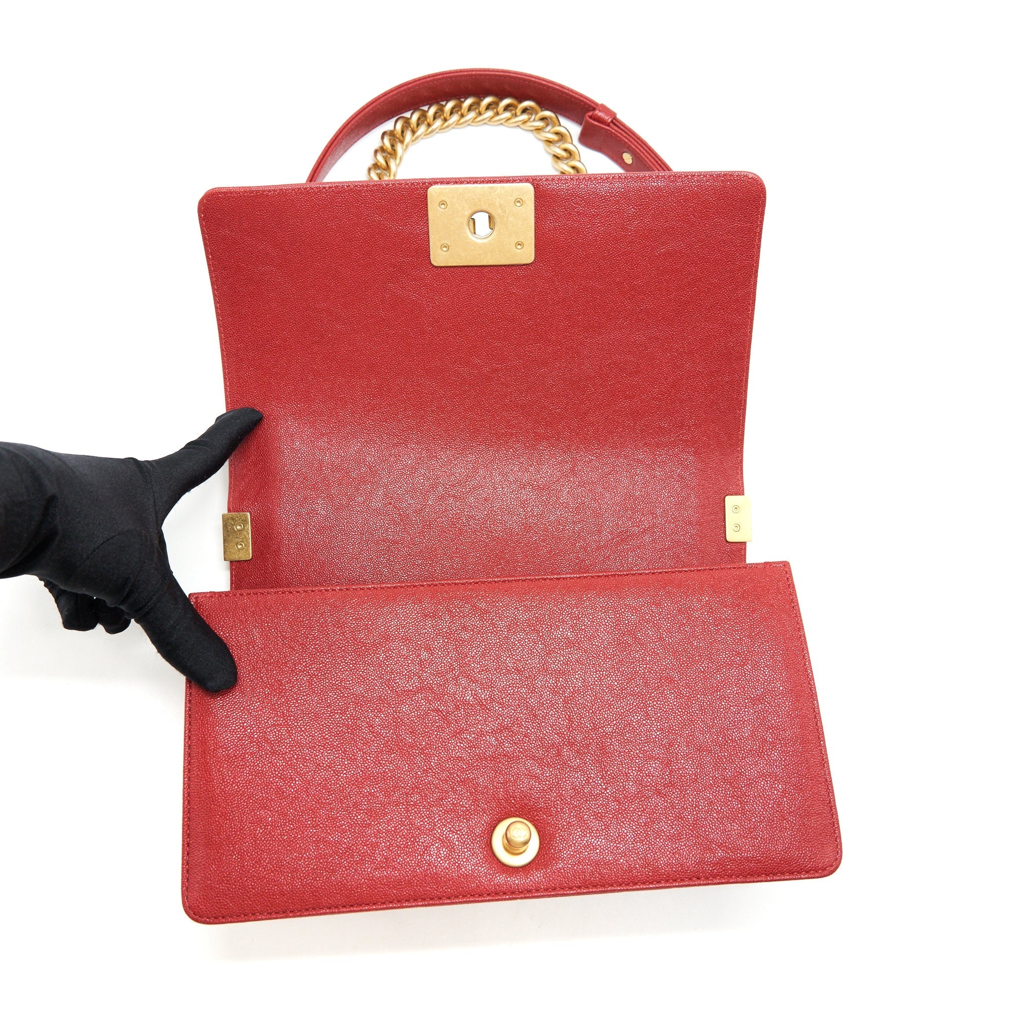 CHANEL MEDIUM BOY GRAINED RED CALFSKIN BRUSHED GHW