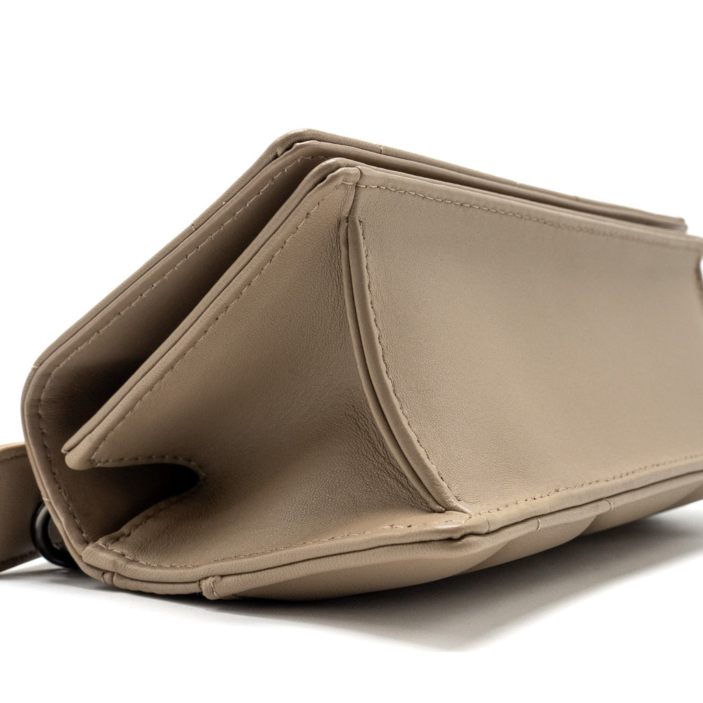 DIOR 30 MONTAIGNE POUCH WITH SHOULDER STRAP LAMBSKIN BEIGE BLACK HARDWARE