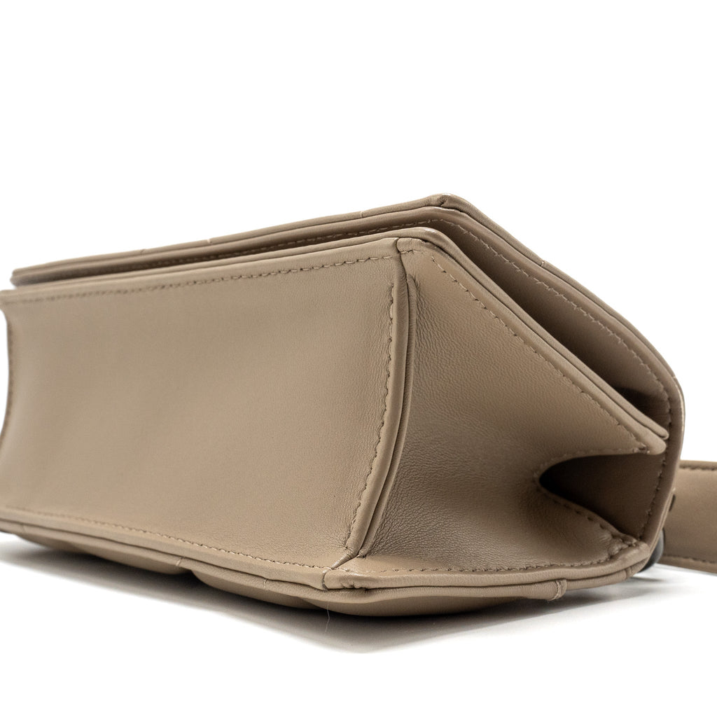 DIOR 30 MONTAIGNE POUCH WITH SHOULDER STRAP LAMBSKIN BEIGE BLACK HARDWARE