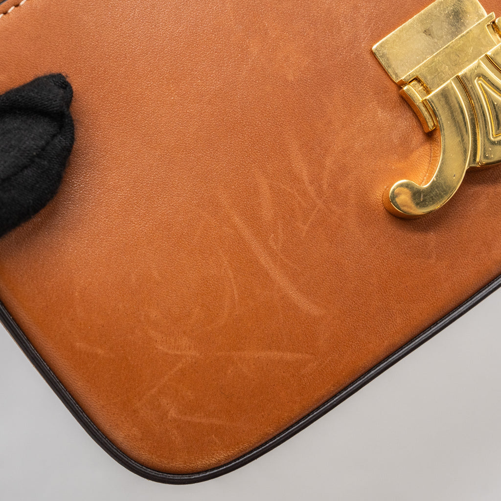 CELINE TRIOMPHE SHOULDER BAG NATURAL CALFSKIN TAN GHW