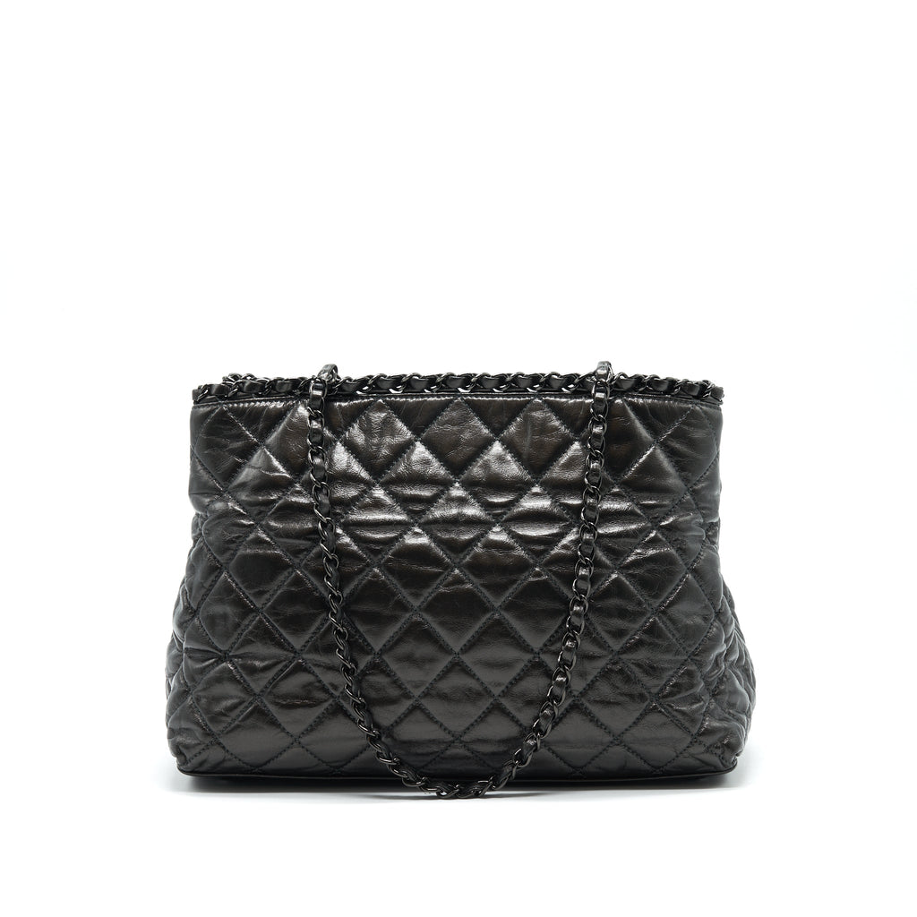 CHANEL QUILTED TOTE BAG WITH CHAIN