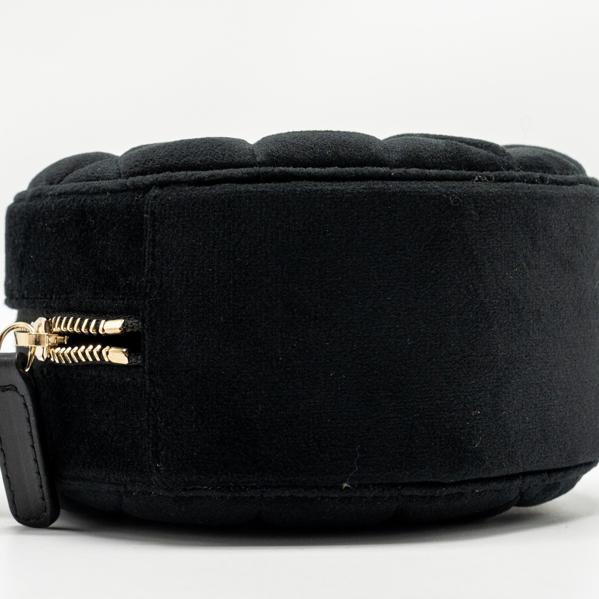 CHANEL PEARL CRUSH ROUND CLUTCH QUILTED VELVET BLACK LGHW