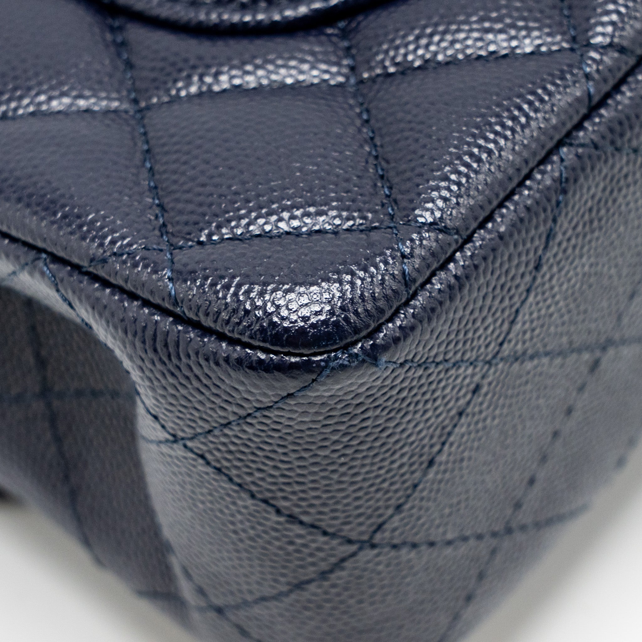 CHANEL SMALL CLASSIC DOUBLE FLAP BAG CAVIAR NAVY GHW (MICROCHIP)