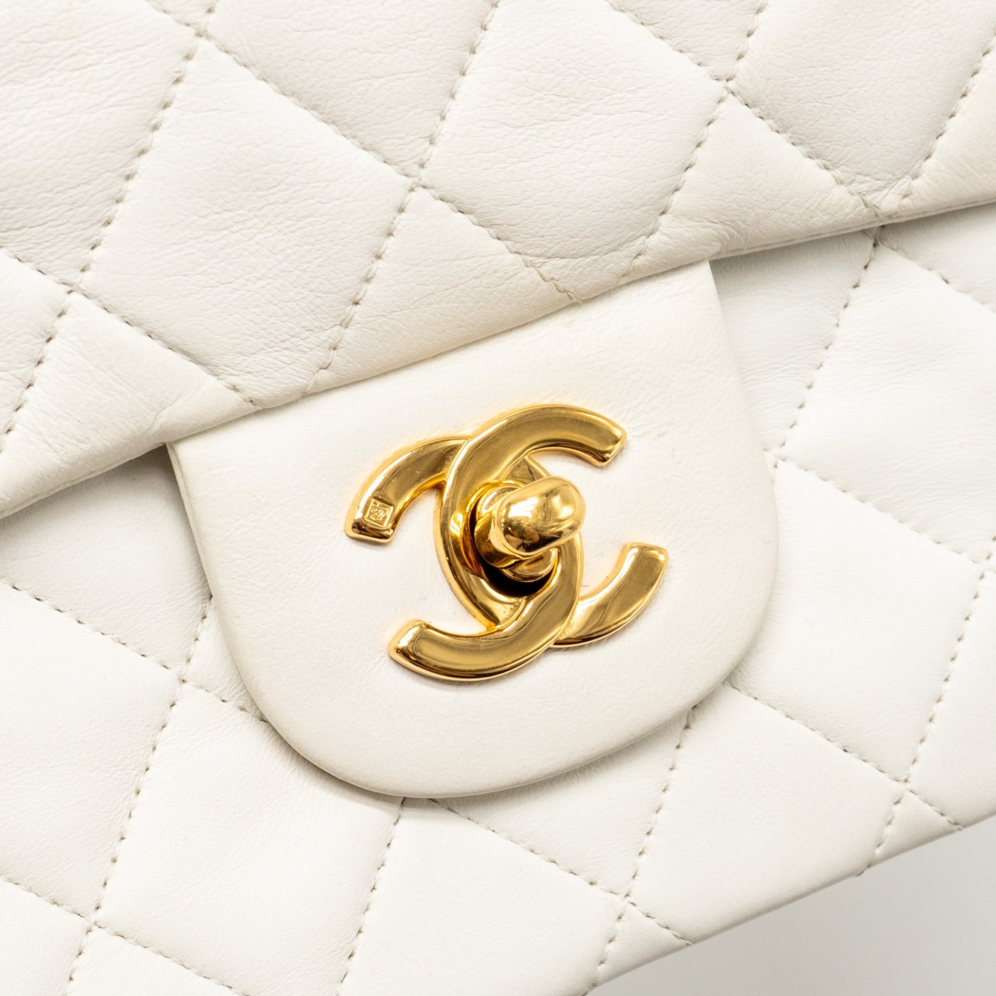 CHANEL VINTAGE SMALL CLASSIC DOUBLE FLAP BAG LAMBSKIN WHITE GHW