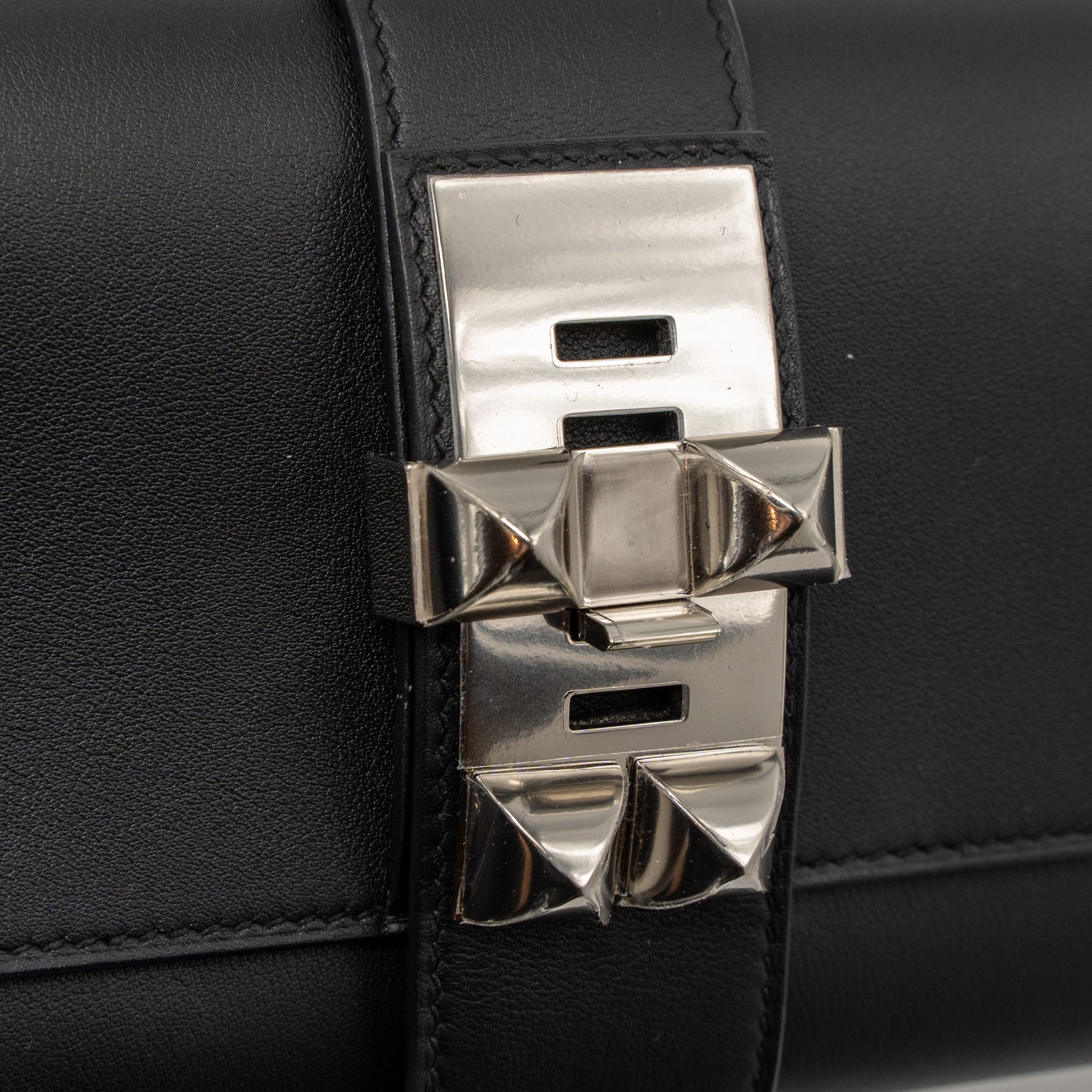HERMES POCHETTE MEDOR 23 SWIFT BLACK SHW