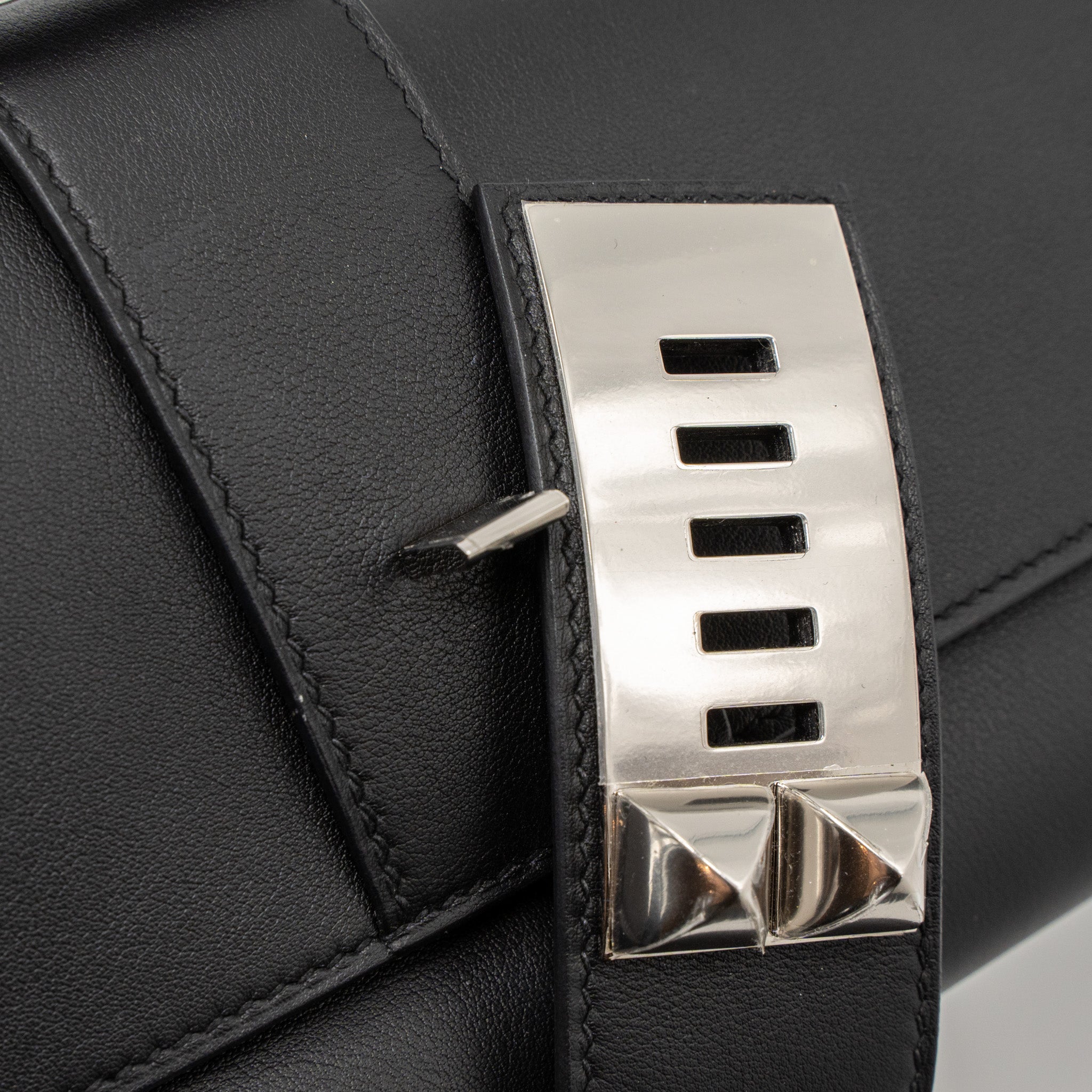 HERMES POCHETTE MEDOR 23 SWIFT BLACK SHW