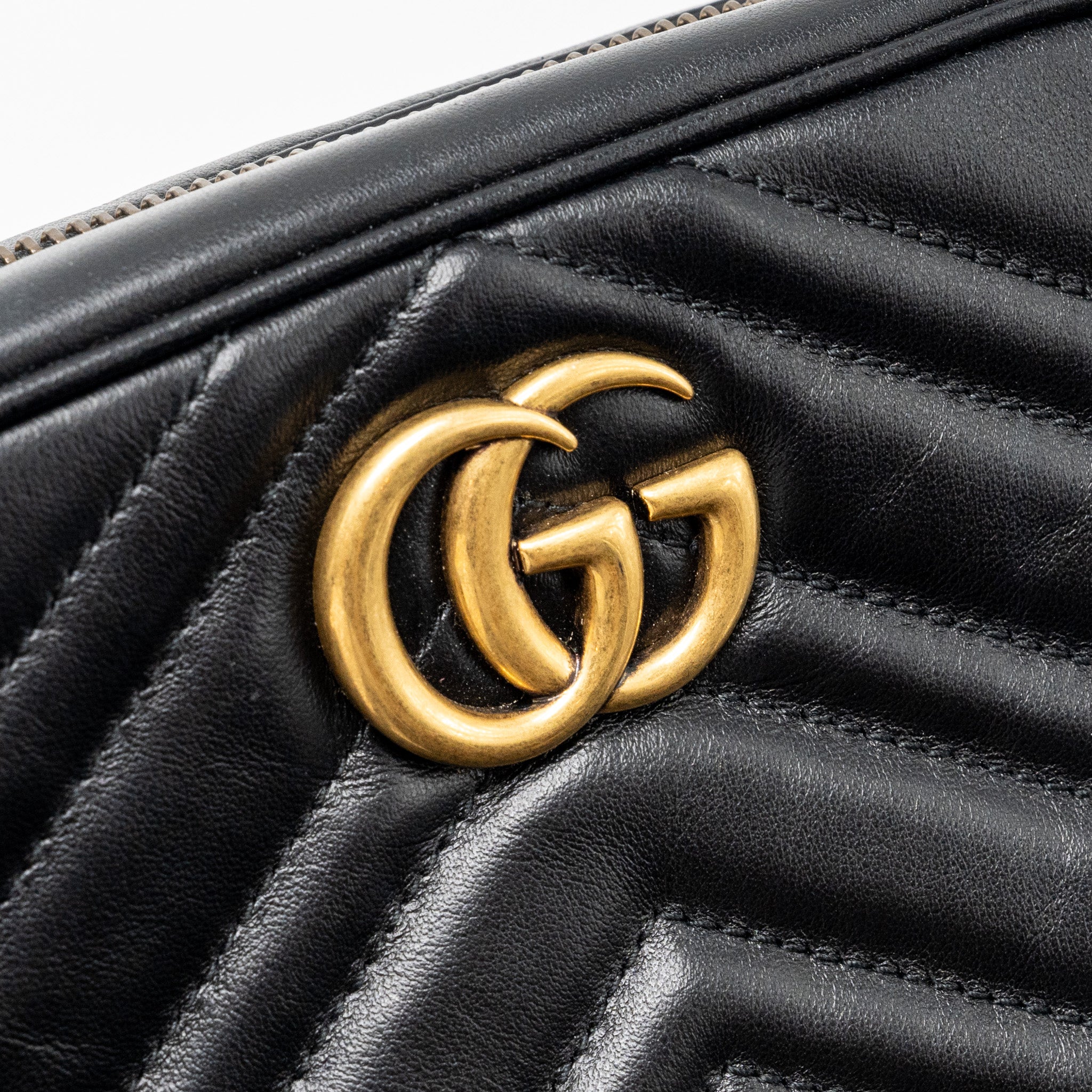 GUCCI GG MARMONT MATELASSE MINI CAMERA BAG CALFSKIN BLACK GHW