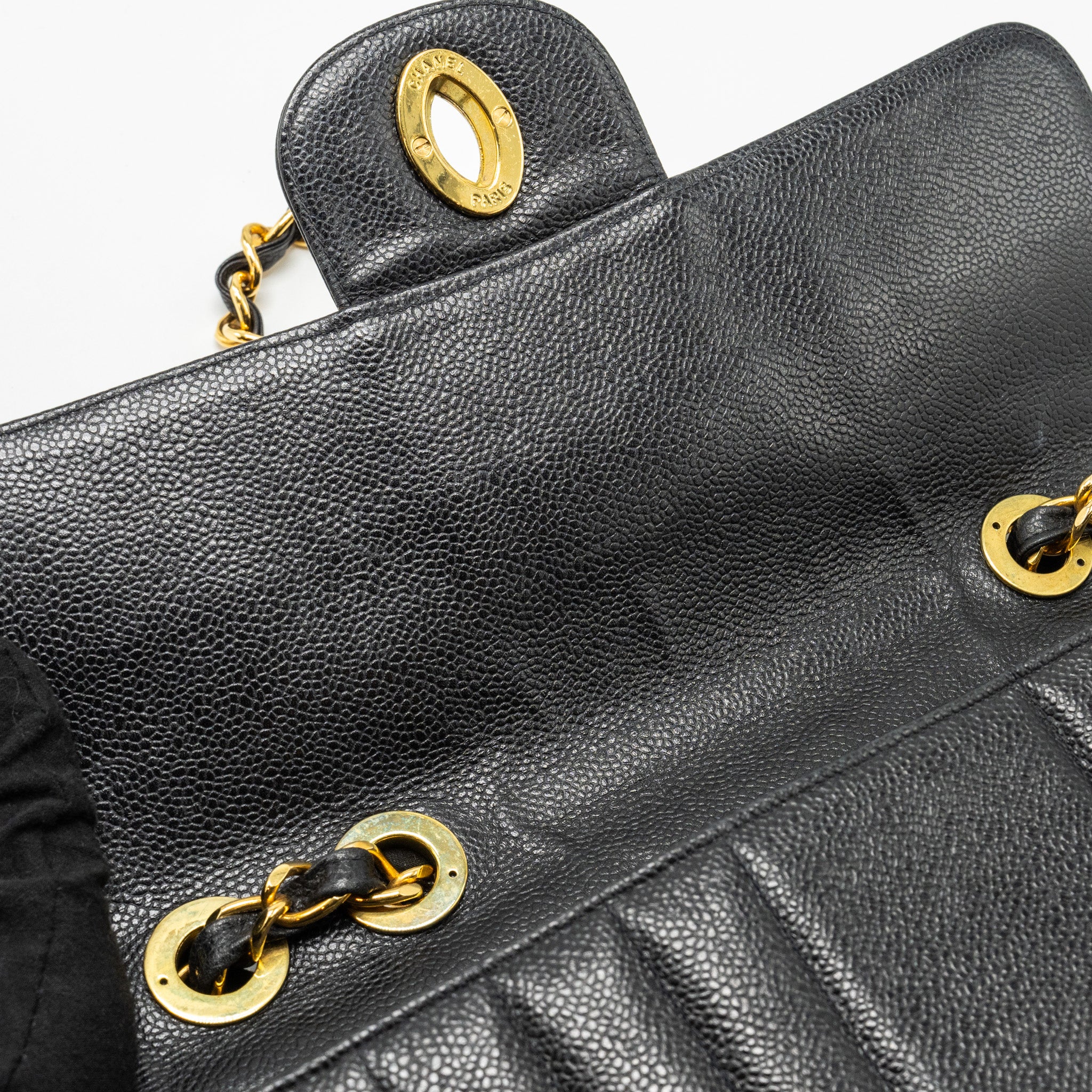 CHANEL VINTAGE QUILTED FLAP BAG CAVIAR BLACK GHW