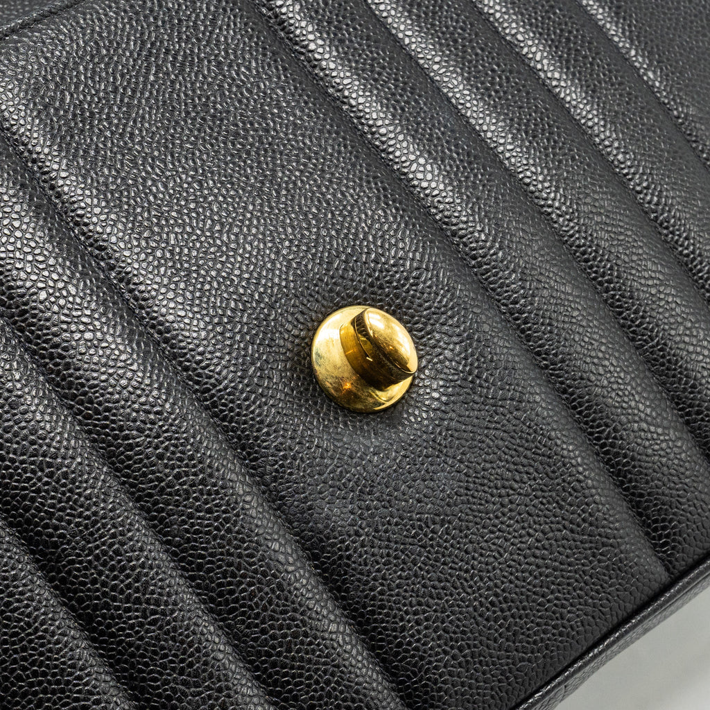 CHANEL VINTAGE QUILTED FLAP BAG CAVIAR BLACK GHW