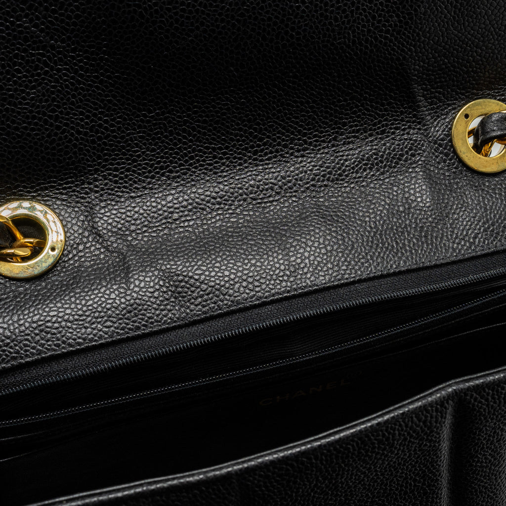 CHANEL VINTAGE QUILTED FLAP BAG CAVIAR BLACK GHW