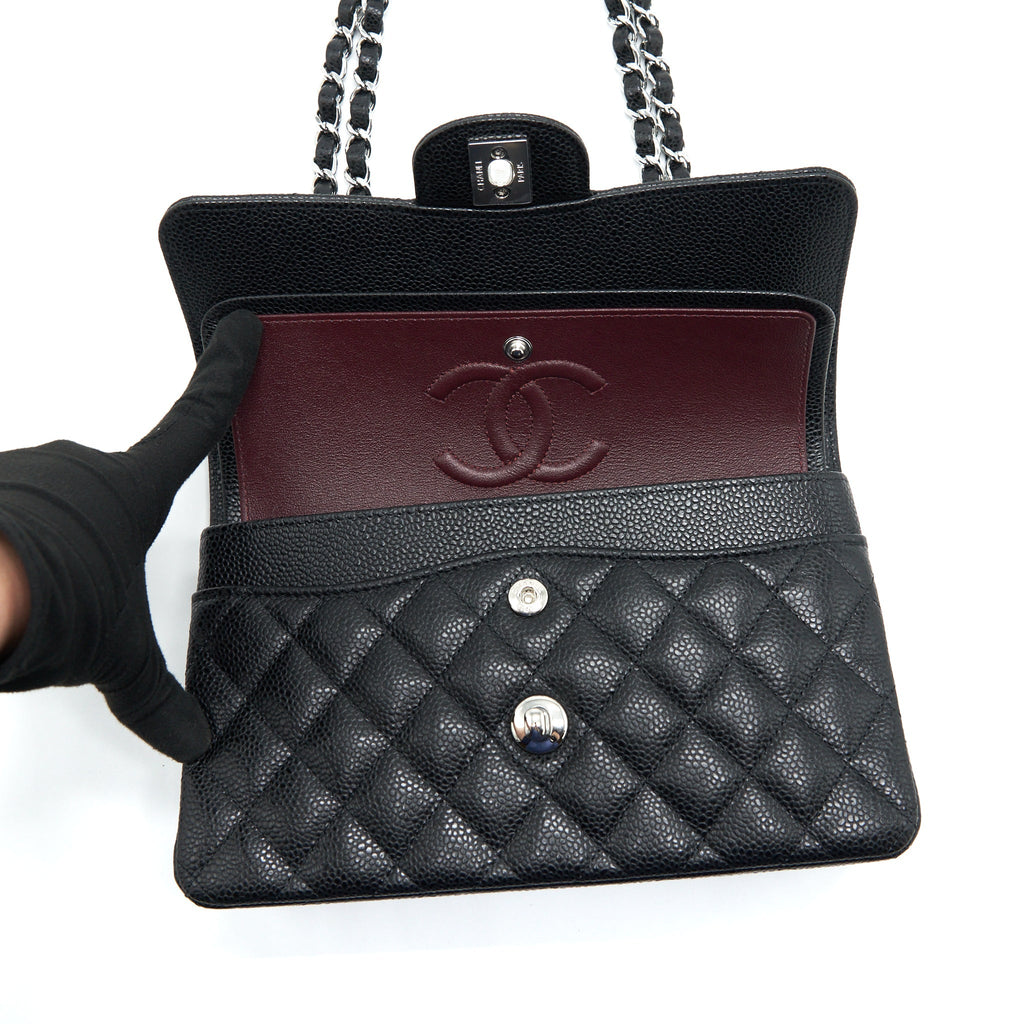 CHANEL SMALL CLASSIC DOUBLE FLAP BAG CAVIAR BLACK SHW (MICROCHIP)