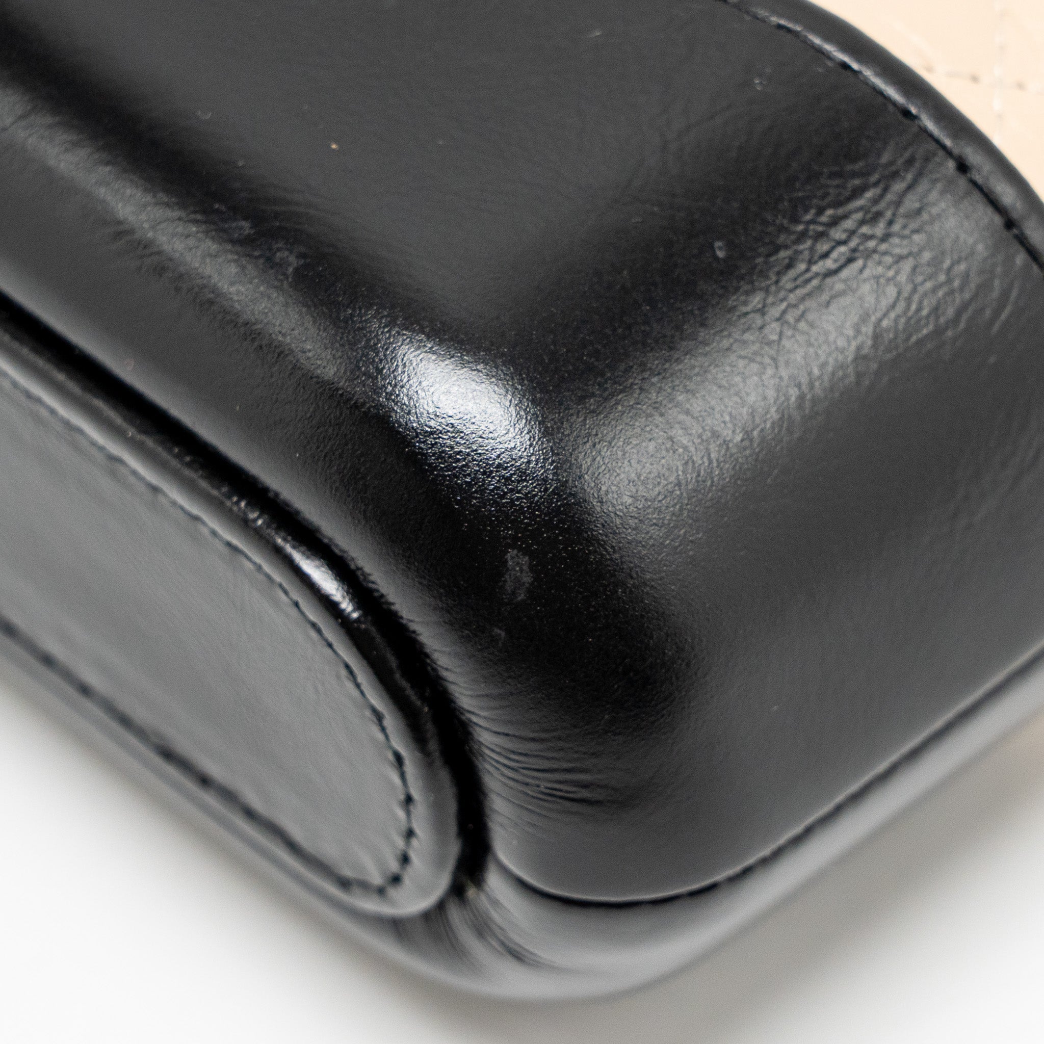 CHANEL GABRIELLE DOUBLE ZIP CLUTCH ON CHAIN AGED CALFSKIN BEIGE/BLACK MULTICOLOUR HARDWARE