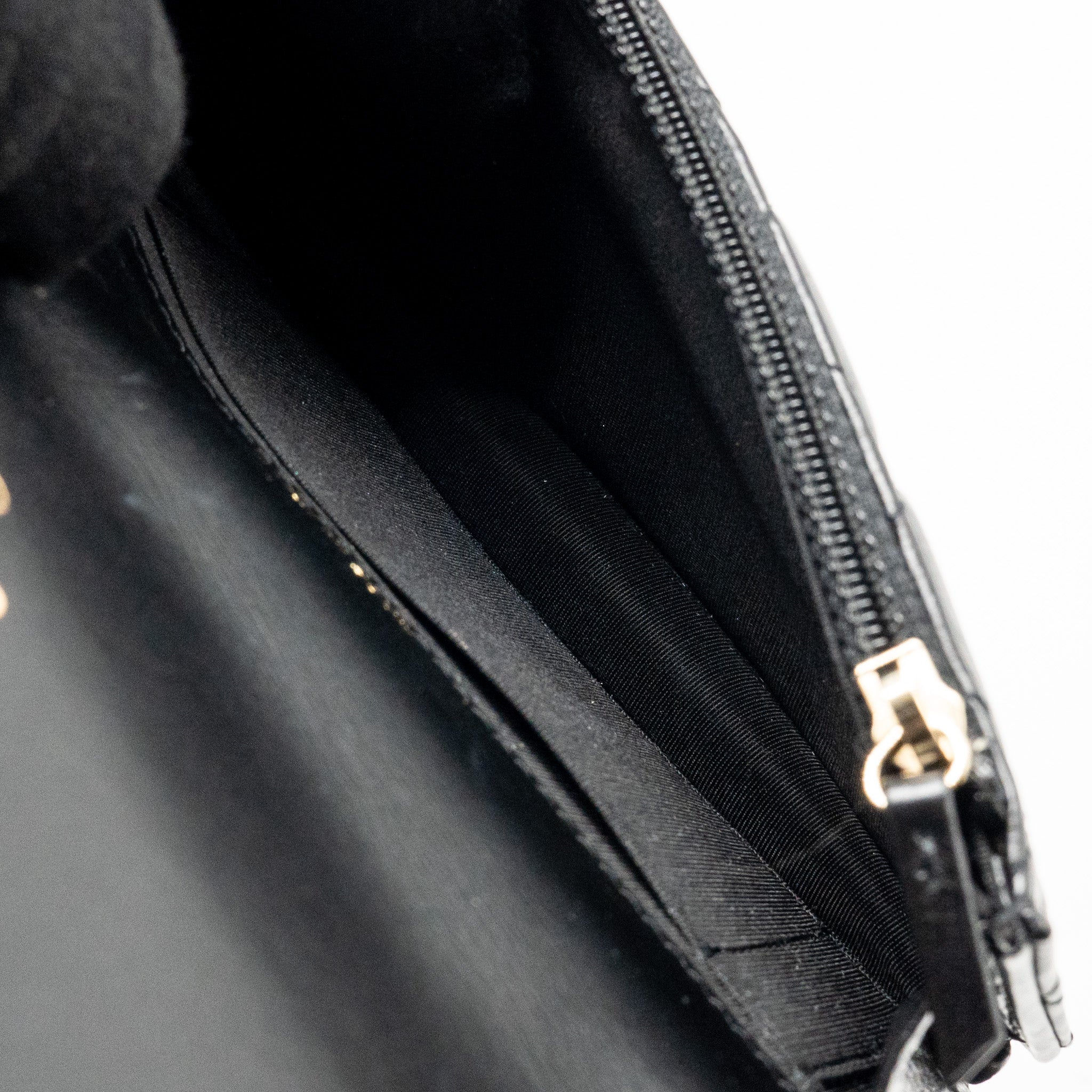 CHANEL CARD HOLDER WITH MAXI PEARLS CHAIN LAMBSKIN BLACK LGHW