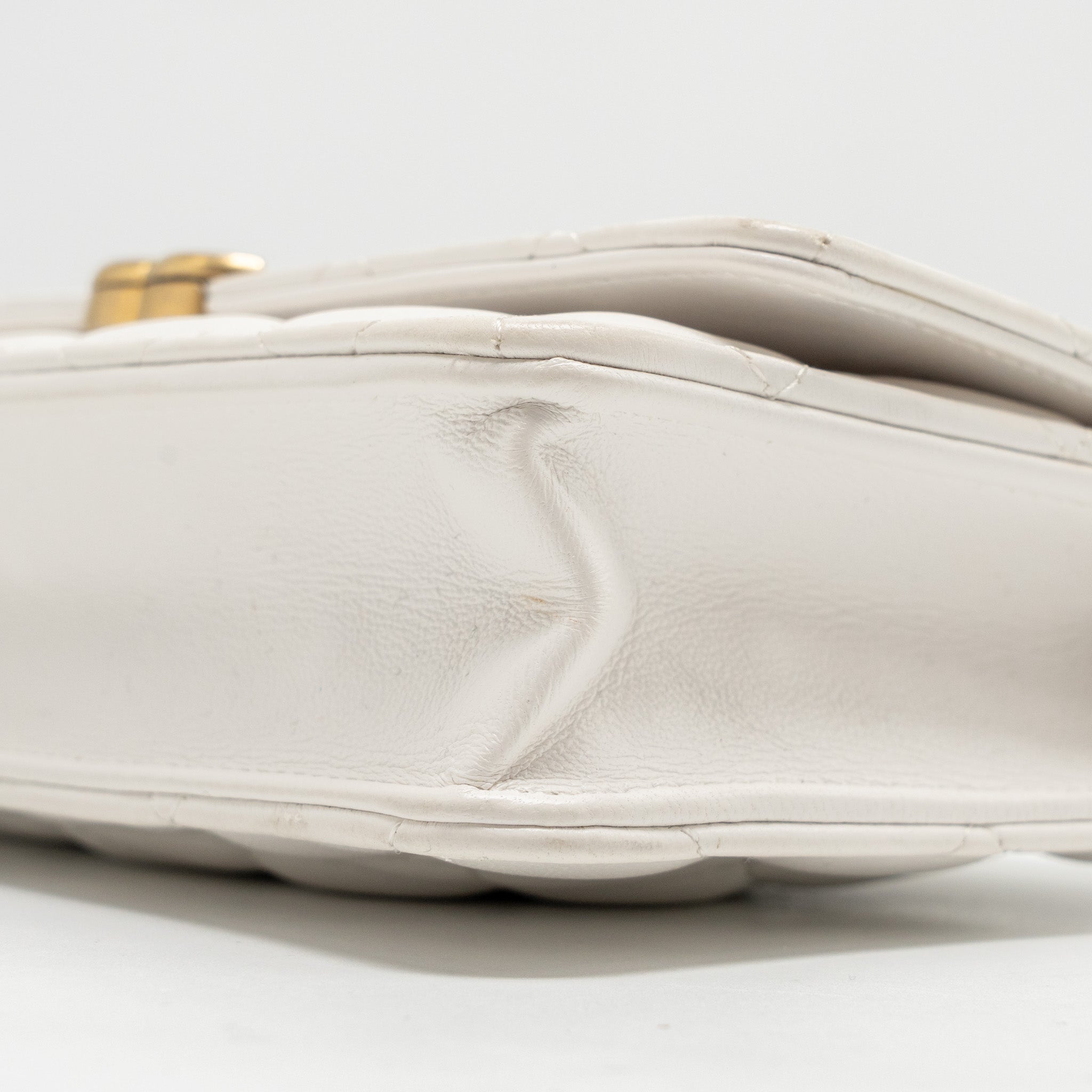 CHANEL GIANT CHAIN CLASSIC WALLET ON CHAIN LAMBSKIN WHITE MULTICOLOUR HARDWARE (MICROCHIP)