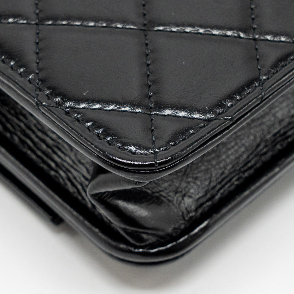 CHANEL 24C 31 WALLET ON CHAIN SHINY CALFSKIN BLACK LGHW (MICROCHIP)