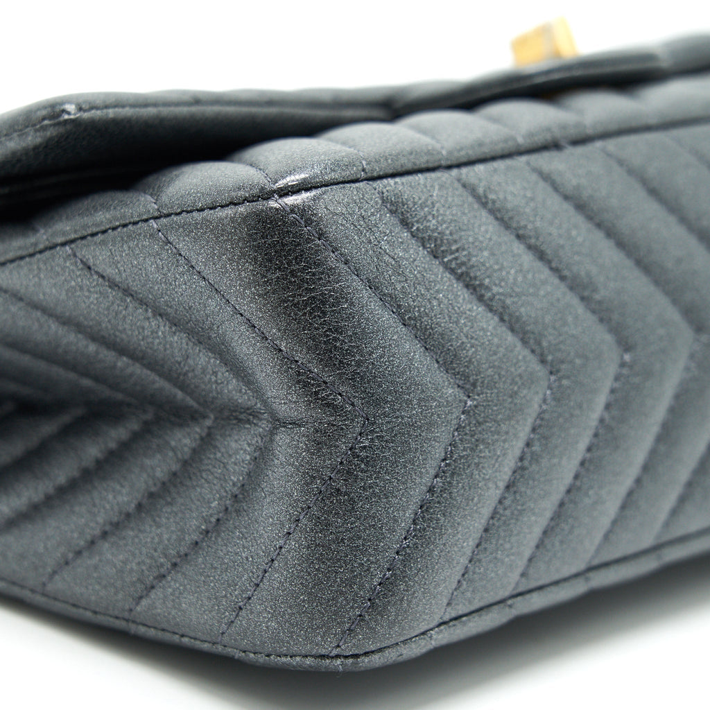 CHANEL CHEVRON SMALL 2.55 226 REISSUE BAG CHARCOAL GHW
