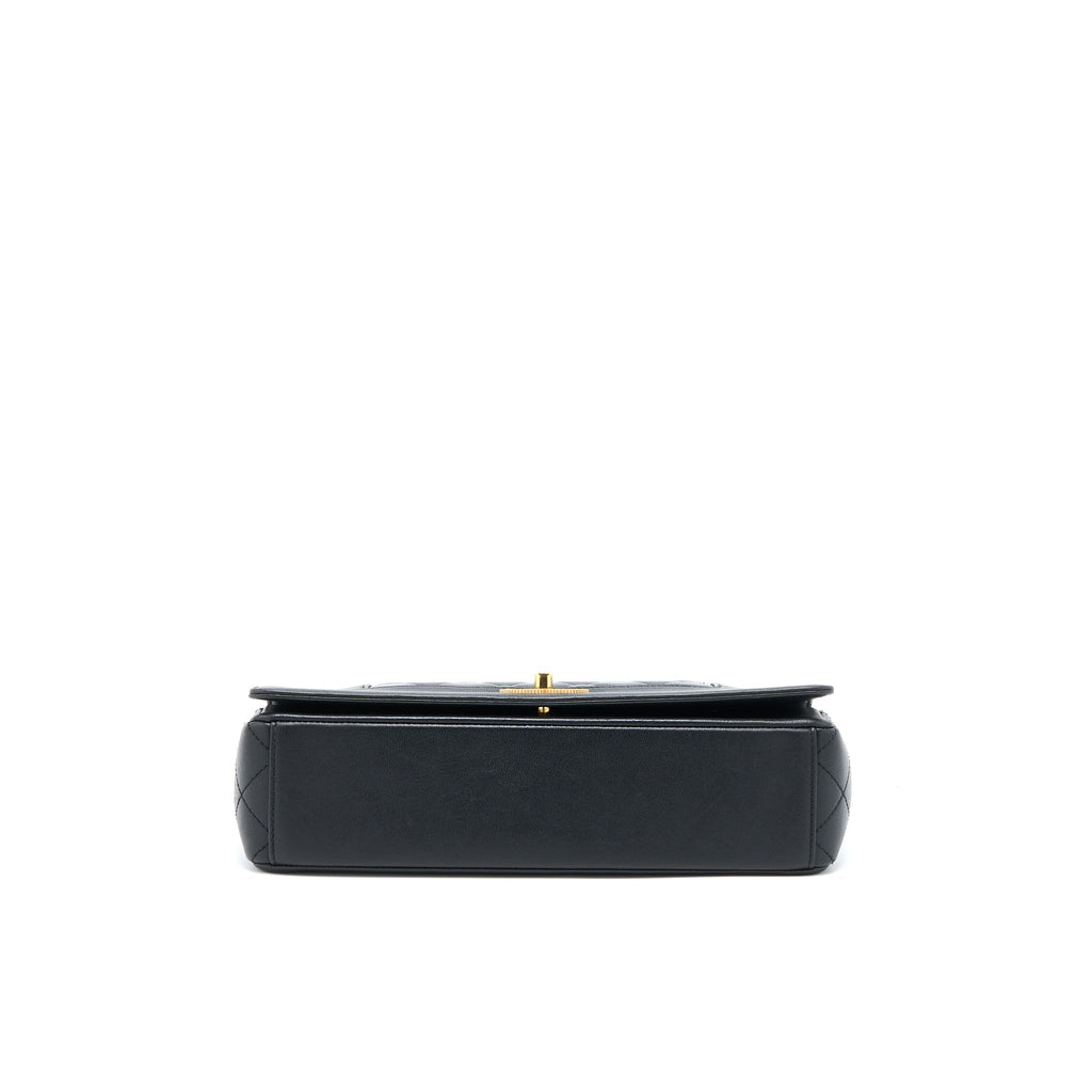 CHANEL SEASONAL QUILTED FLAP BAG CALFKSKIN BLACK MULTICOLOUR HARDWARE