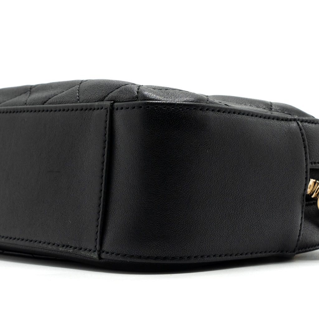 CHANEL CC CHAIN LOGO CAMERA BAG LAMBSKIN BLACK GHW