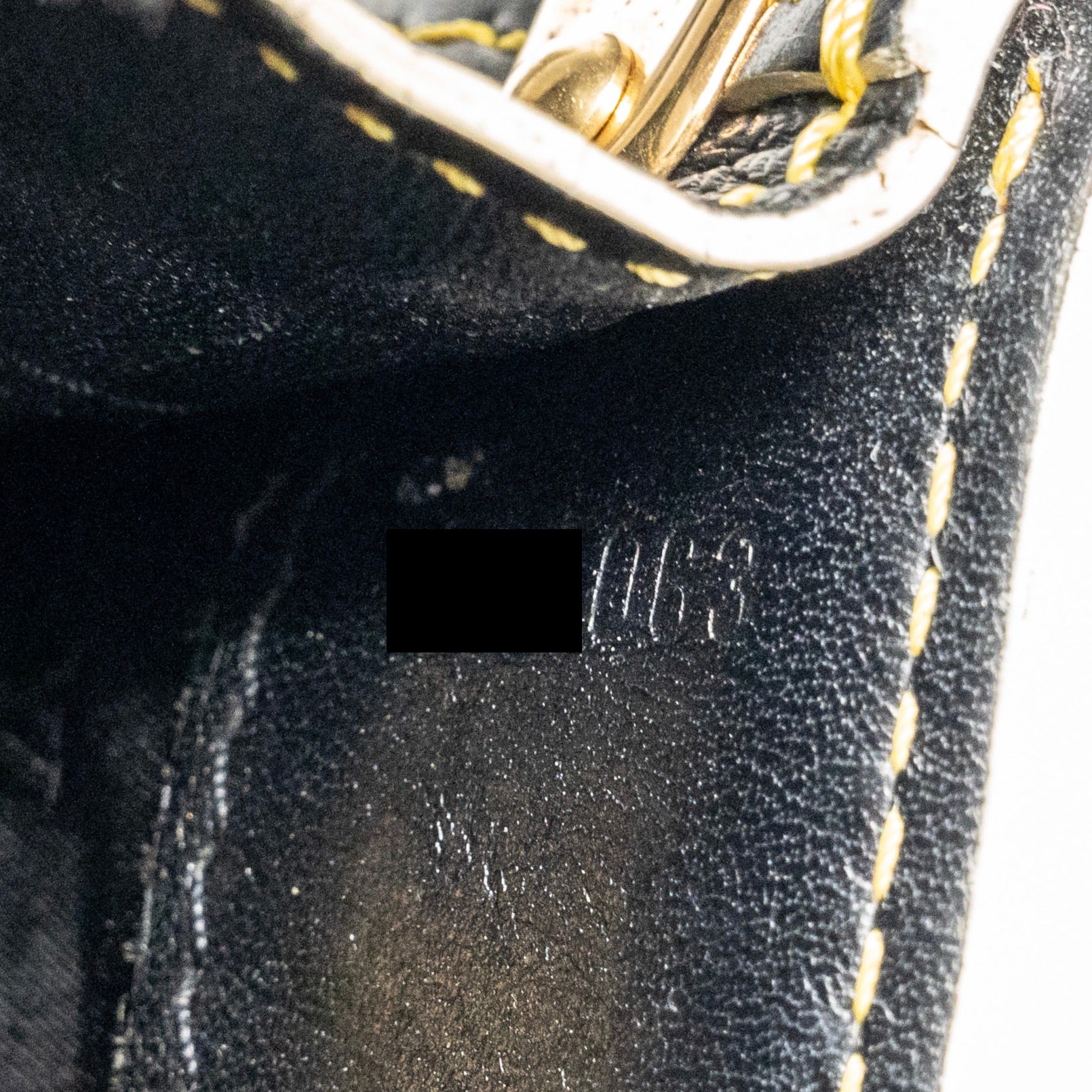 LOUIS VUITTON VINTAGE SHOULDER BAG BLACK GHW