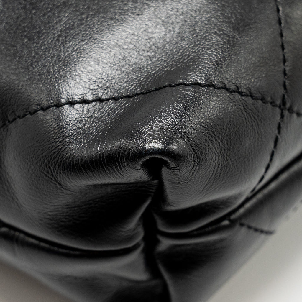 CHANEL 23K MINI 22 BAG SHINY CALFSKIN BLACK GHW (MICROCHIP)