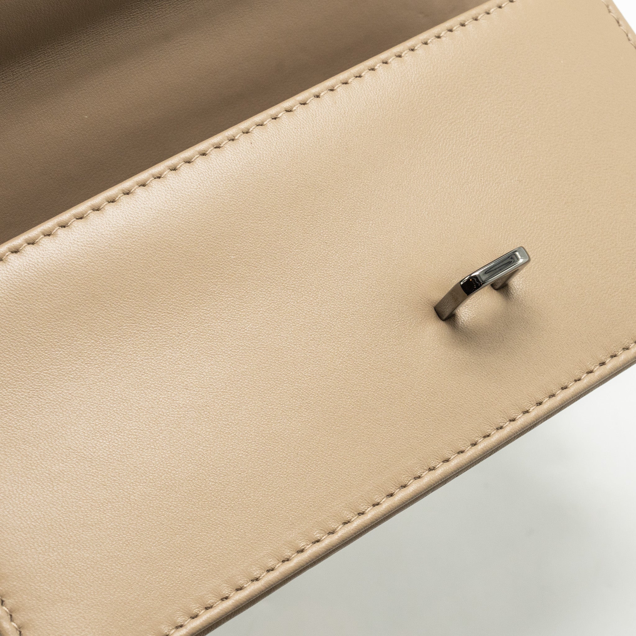 DIOR 30 MONTAIGNE POUCH WITH SHOULDER STRAP LAMBSKIN BEIGE BLACK HARDWARE