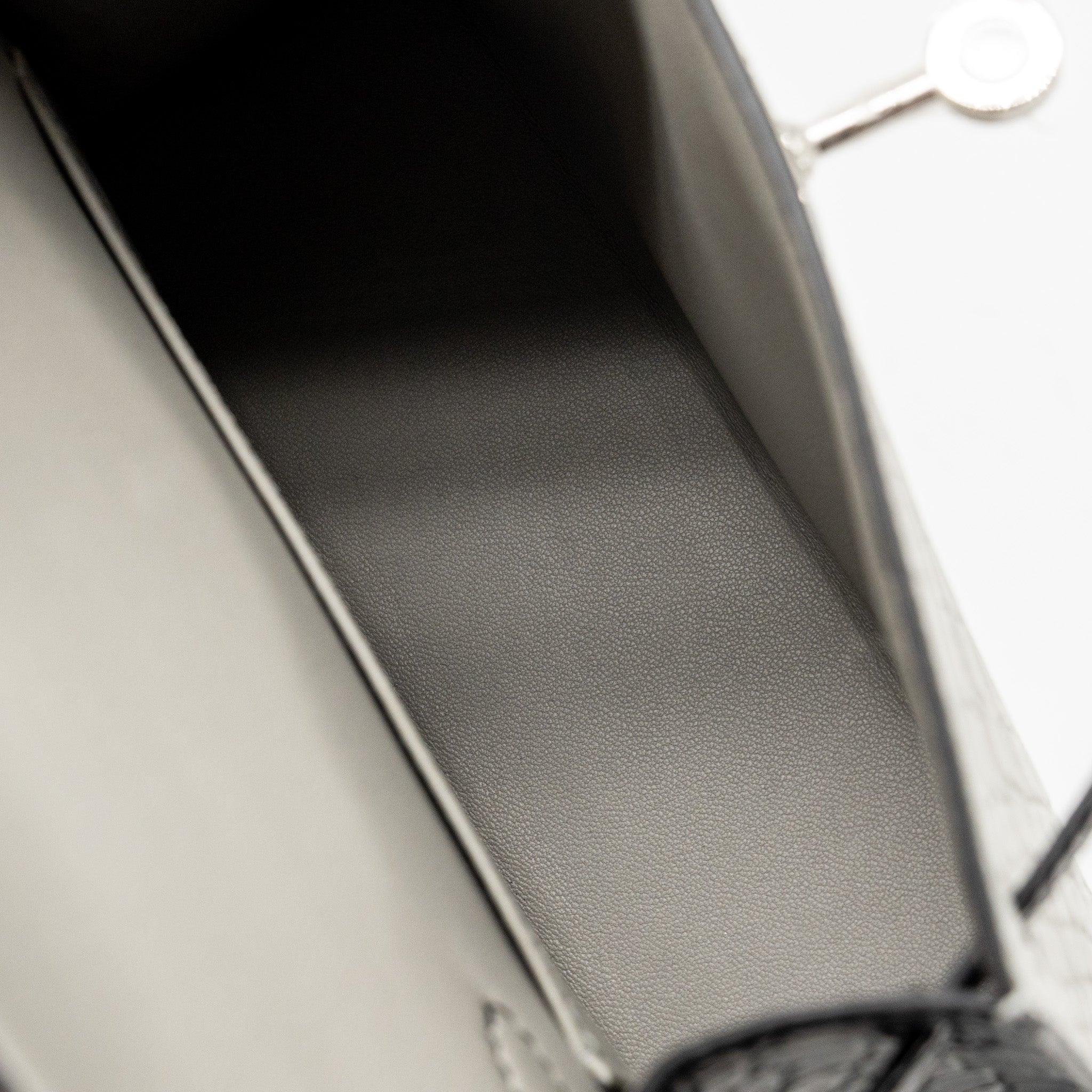 HERMES MINI KELLY II ALLIGATOR MISSISSIPPIENSIS MATT GRIS PERLE / BLACK SHW