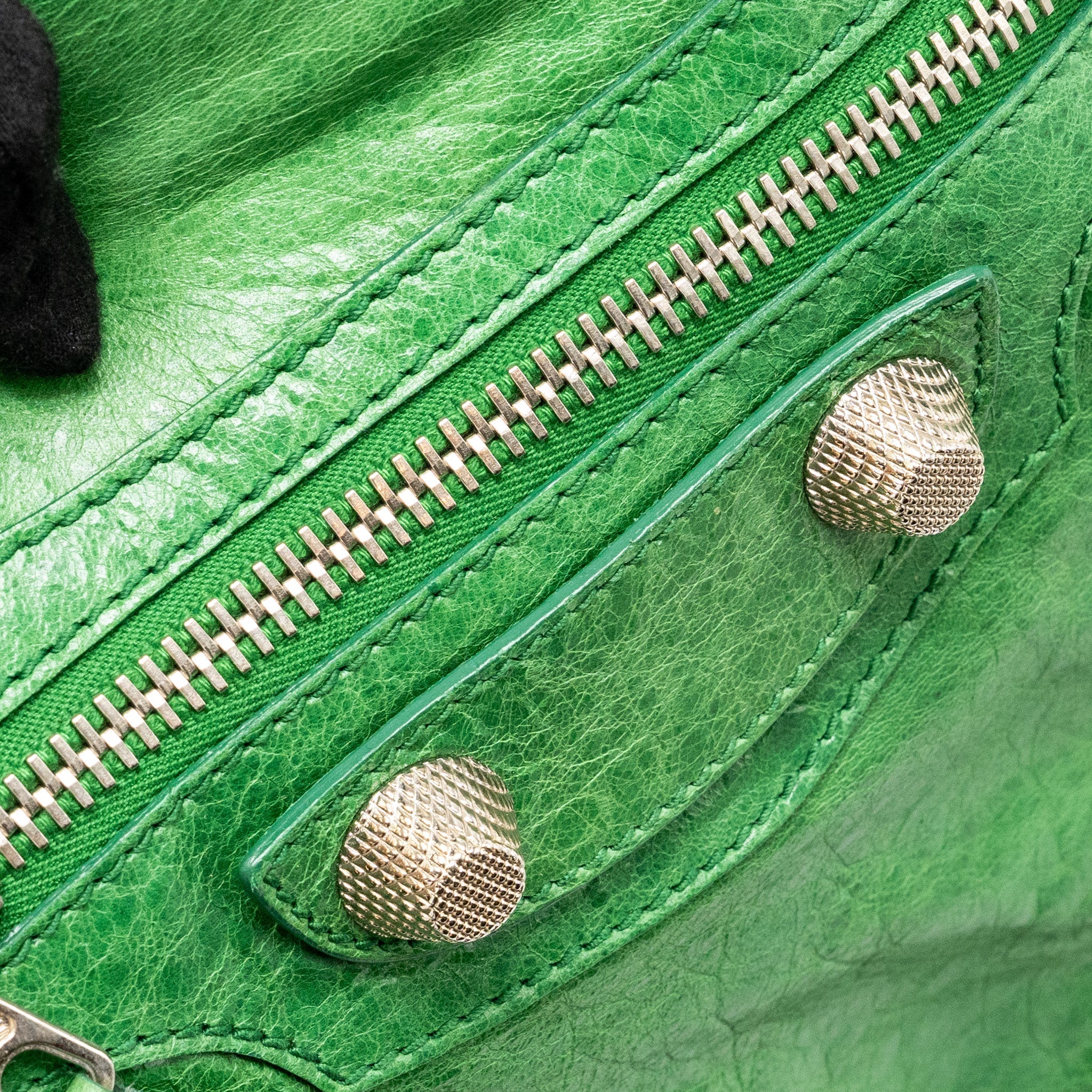 BALENCIAGA ZIP HANDLE BAG GREEN LEATHER SHW