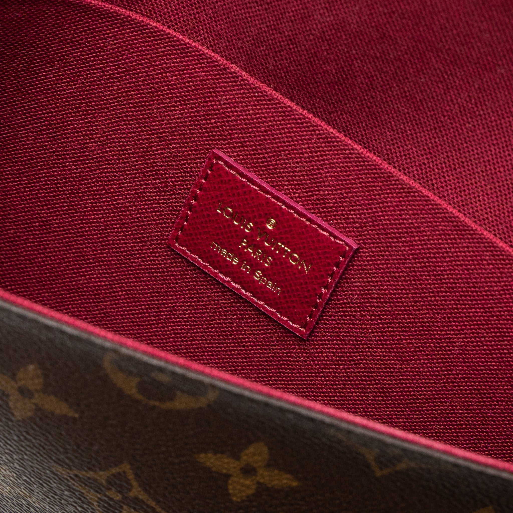LOUIS VUITTON FELICIE POCHETTE MONOGRAM CANVAS GHW