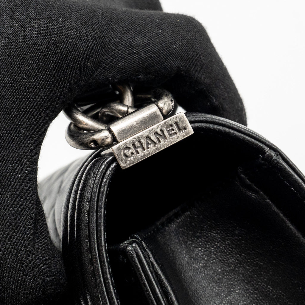 CHANEL MEDIUM BOY BAG LAMBSKIN BLACK RUTHENIUM SHW