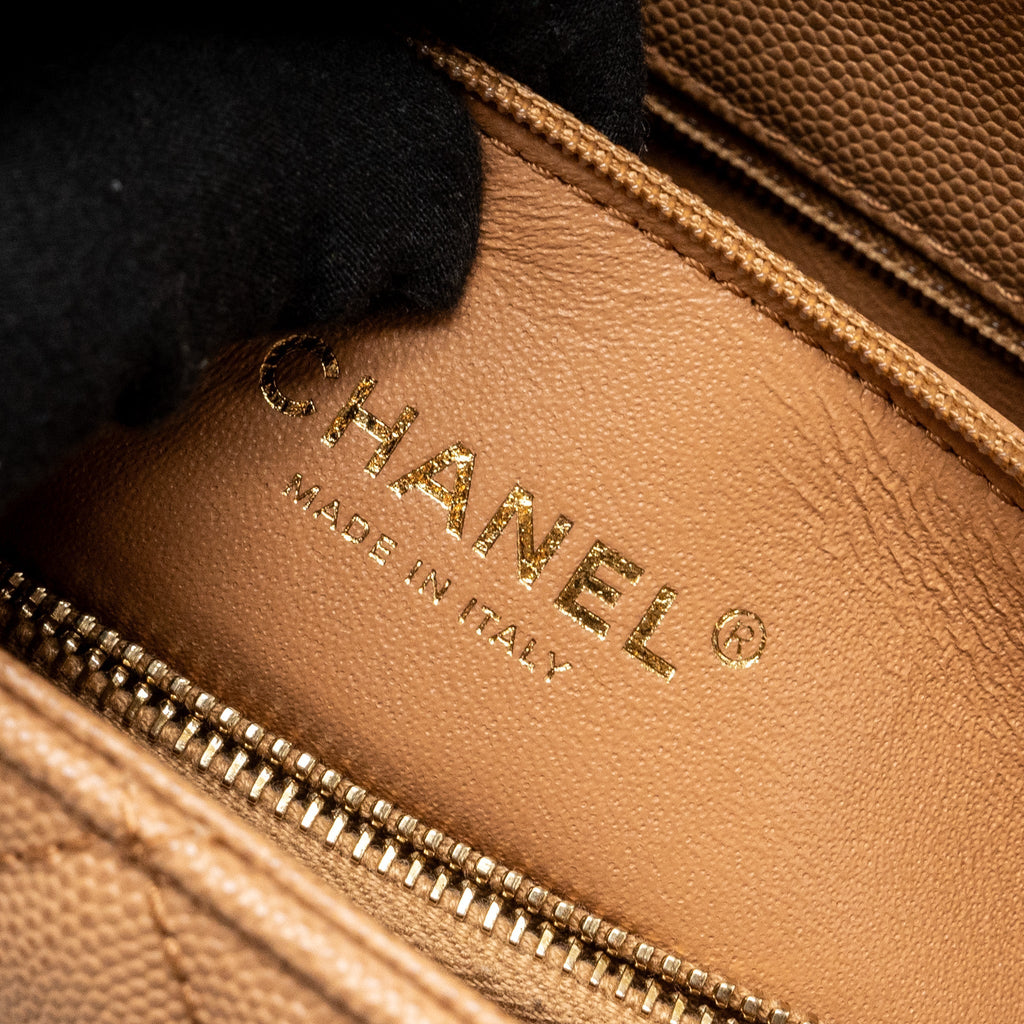 CHANEL MEDIUM COCO HANDLE WITH LIZARD HANDLE CAVIAR DARK BEIGE GHW