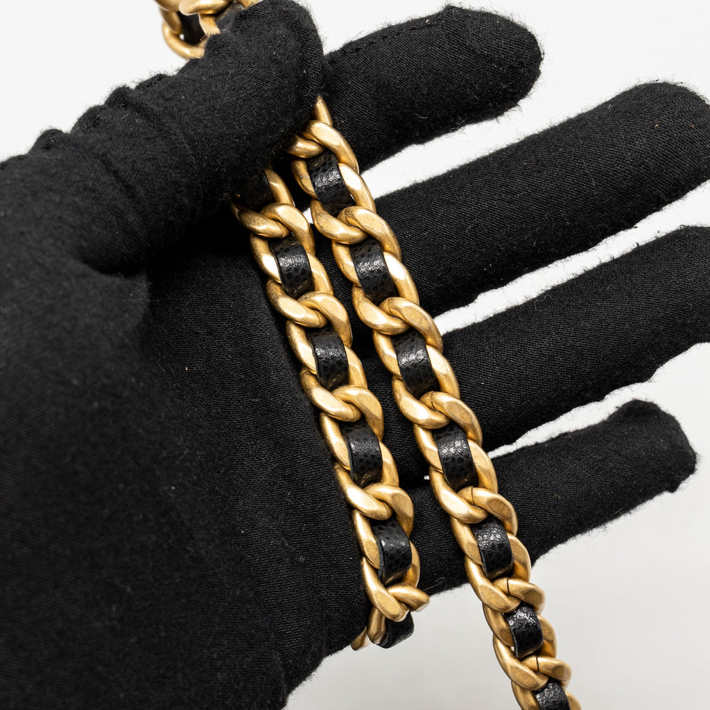 CHANEL MINI 25 BAG CAVIAR BLACK GHW (MICROCHIP)