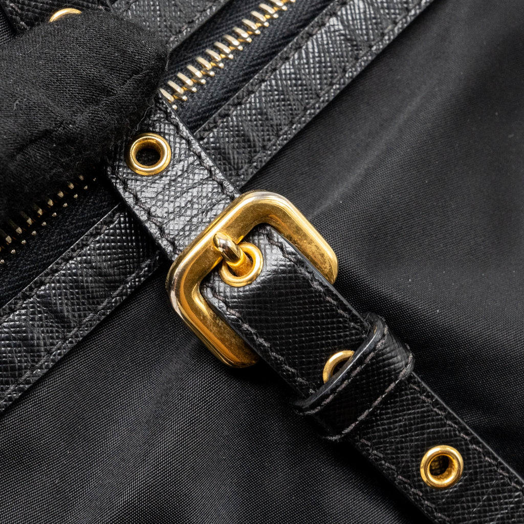 PRADA ZIP NYLON BAG BLACK GHW
