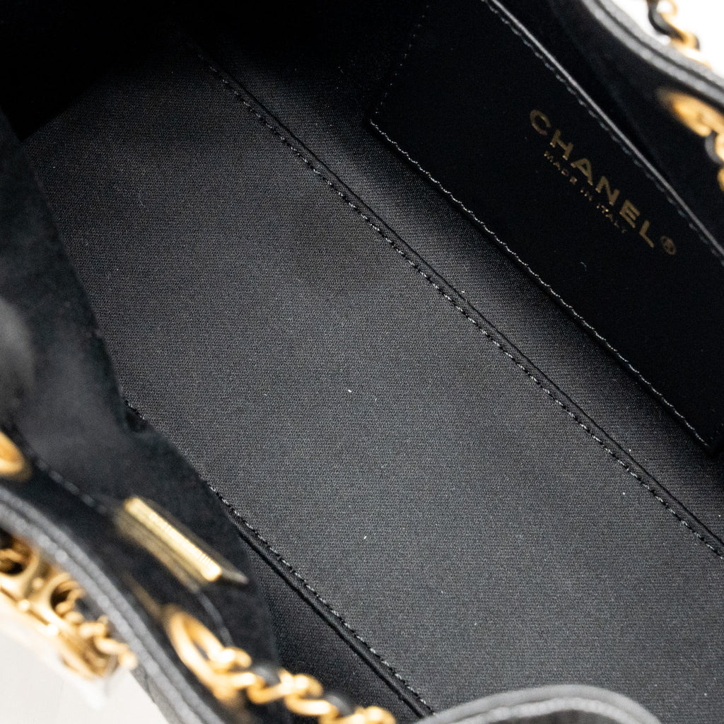 CHANEL MINI 25 BAG CAVIAR BLACK GHW (MICROCHIP)