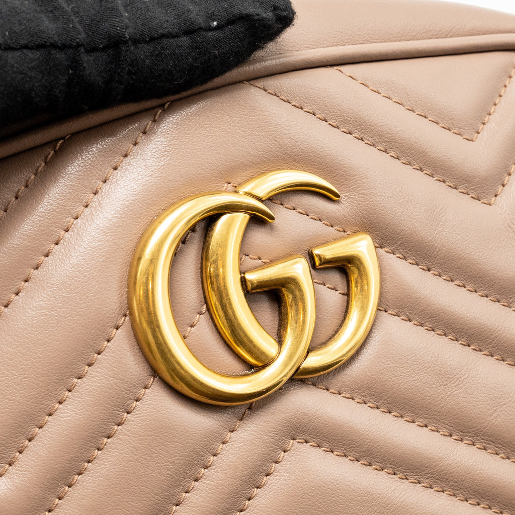 GUCCI SMALL GG MARMONT CAMERA BAG MATELASSE CHEVRON LEATHER PINK GHW