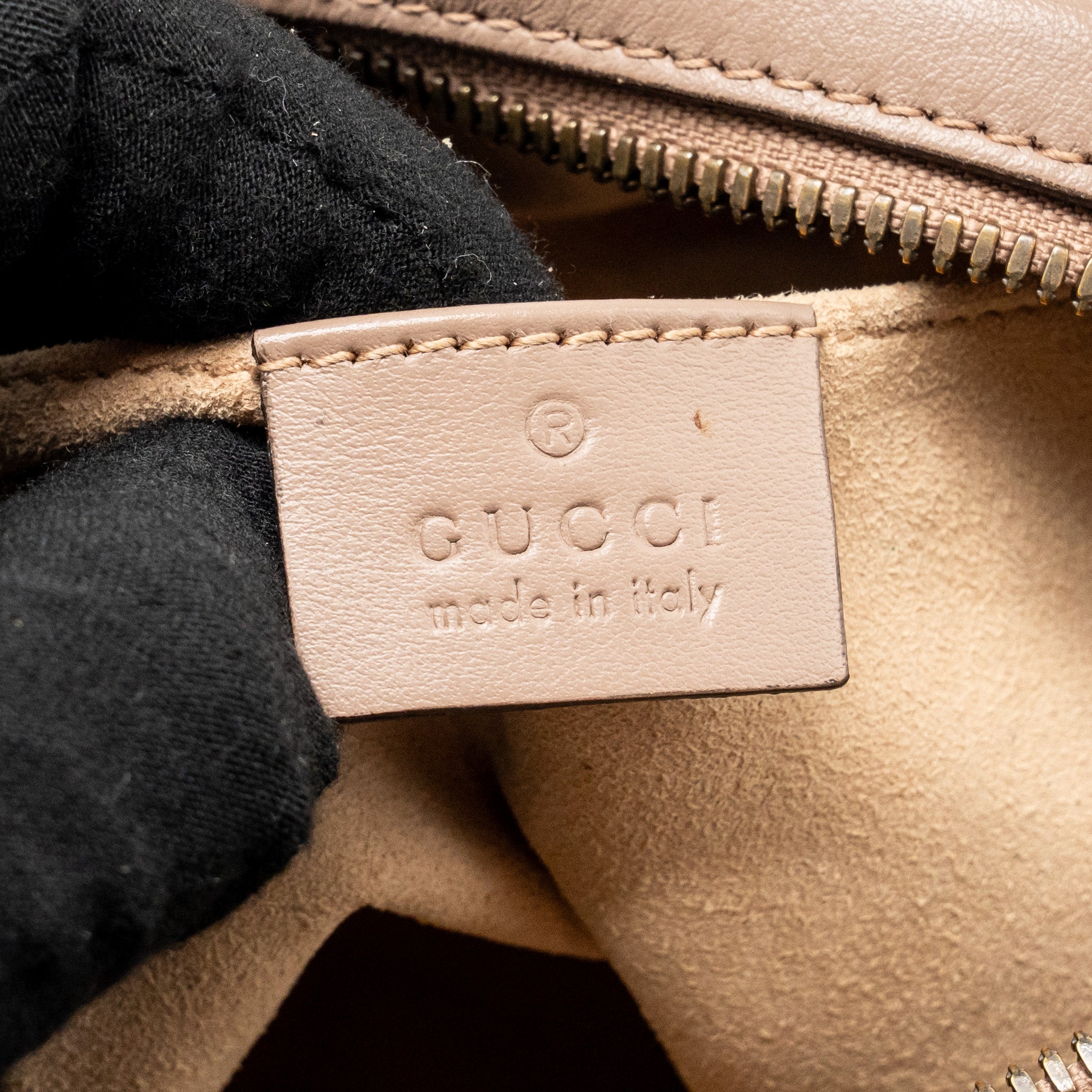 GUCCI SMALL GG MARMONT CAMERA BAG MATELASSE CHEVRON LEATHER PINK GHW
