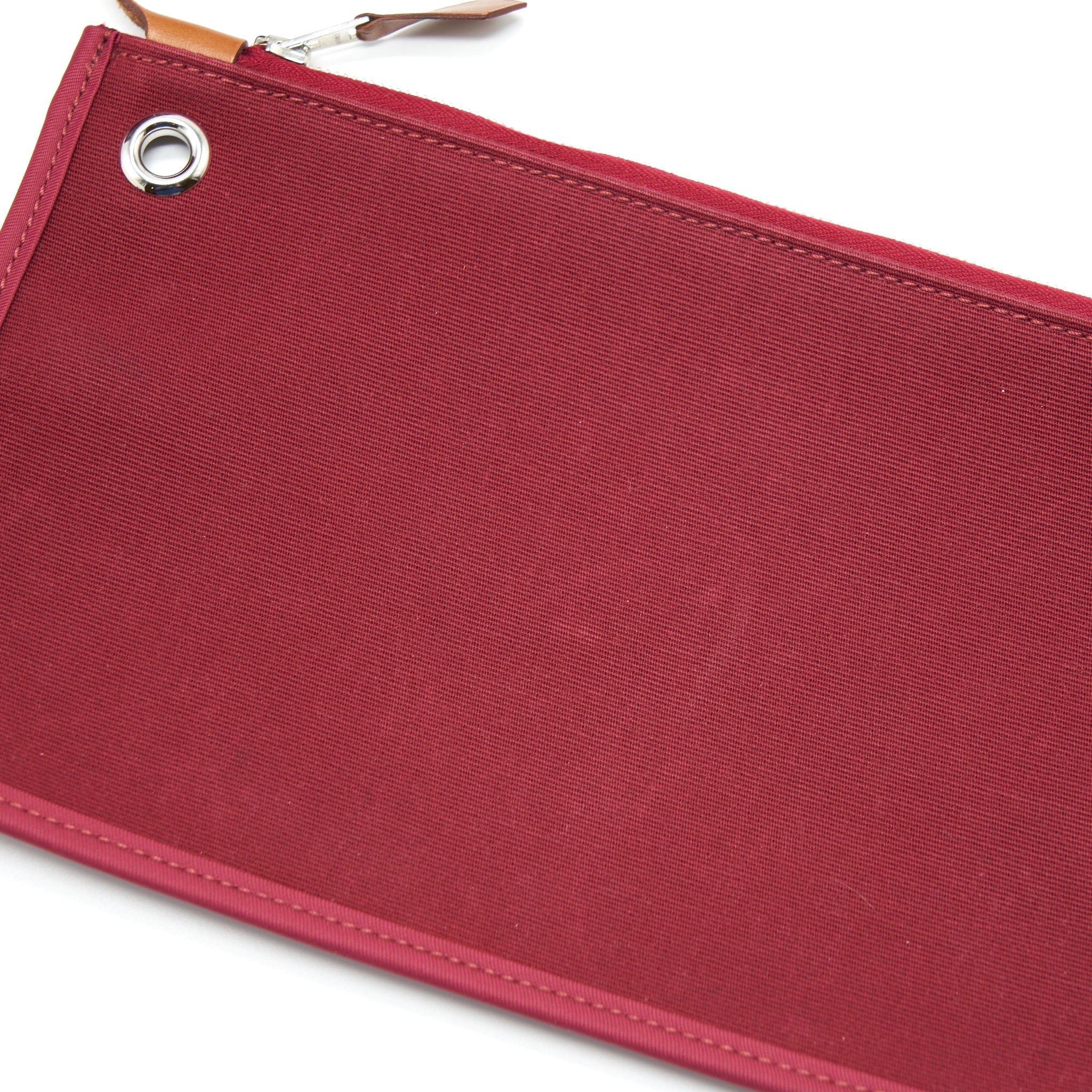 HERMES HERBAG 31 PLUM RED SHW